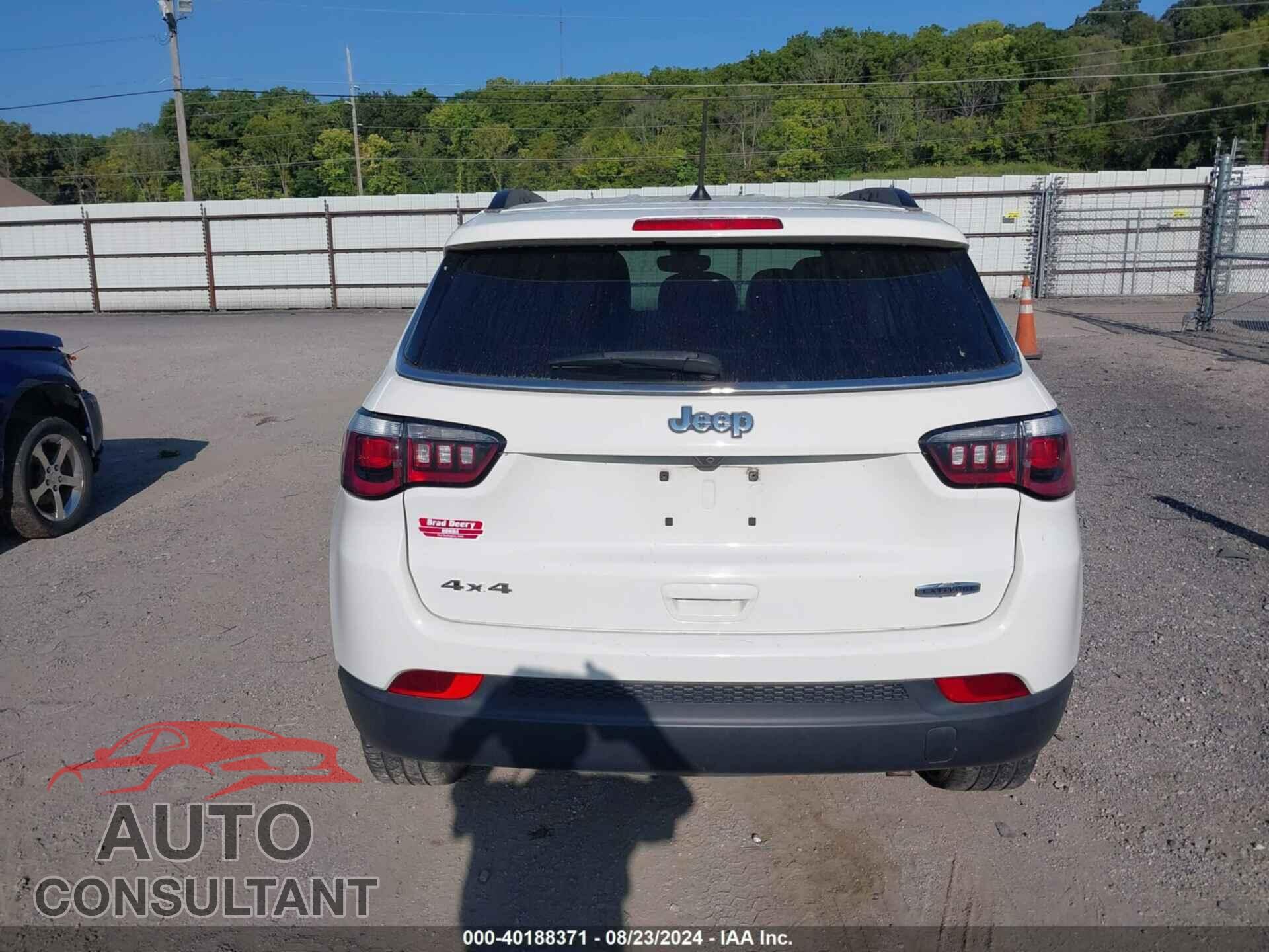 JEEP COMPASS 2018 - 3C4NJDBB6JT482356