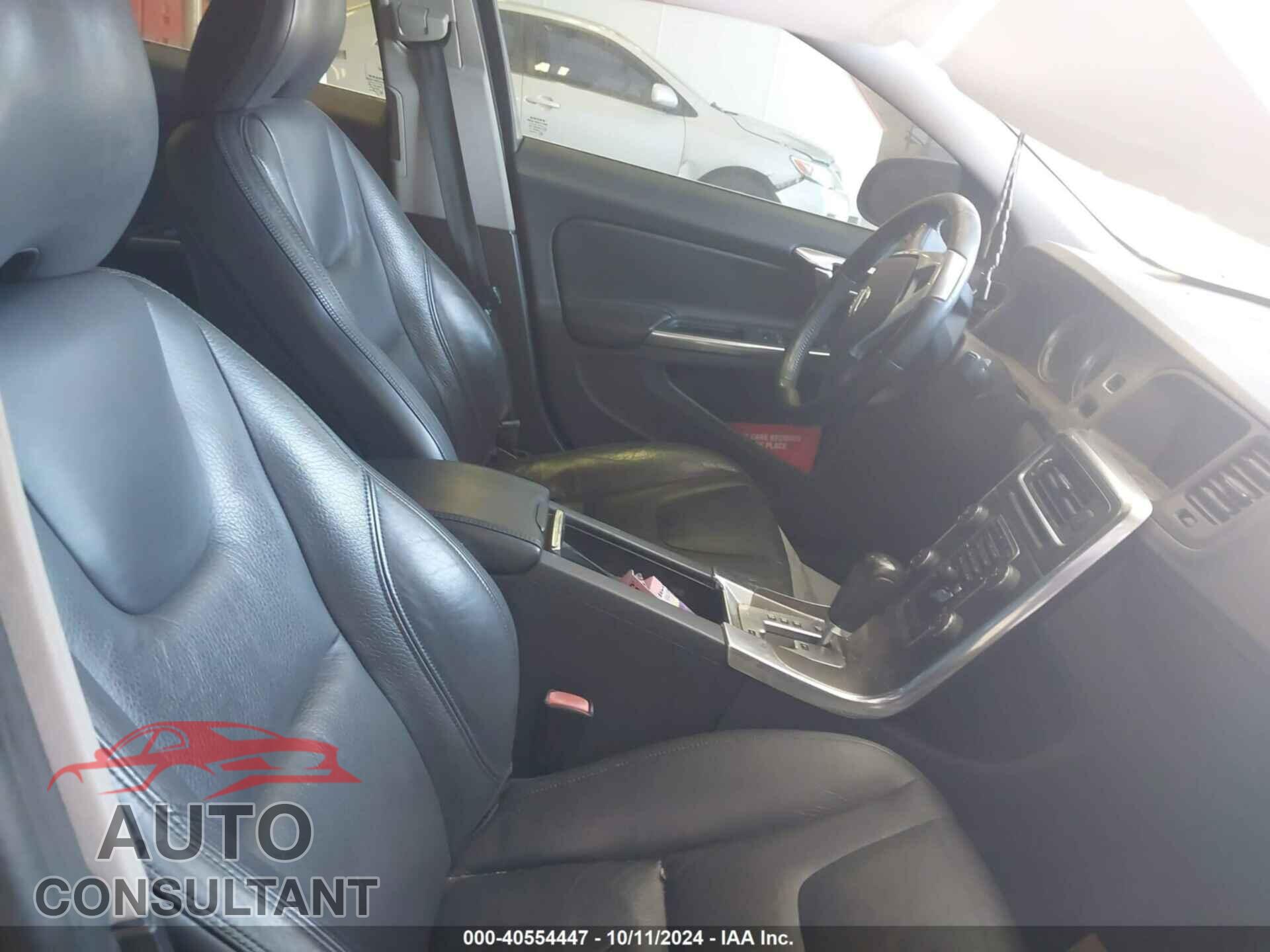 VOLVO S60 2012 - YV1622FS4C2133890