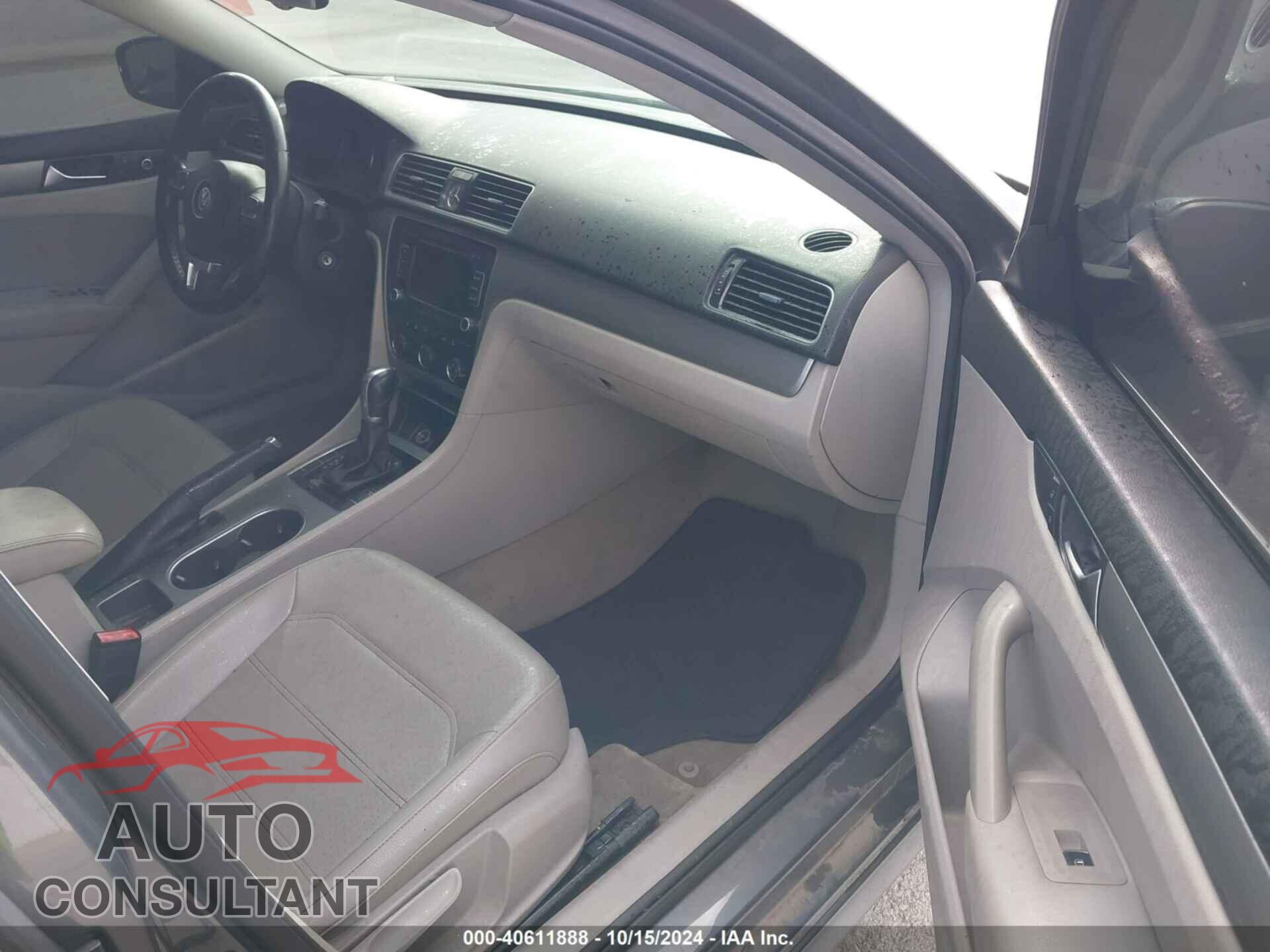 VOLKSWAGEN PASSAT 2014 - 1VWBN7A3XEC049897