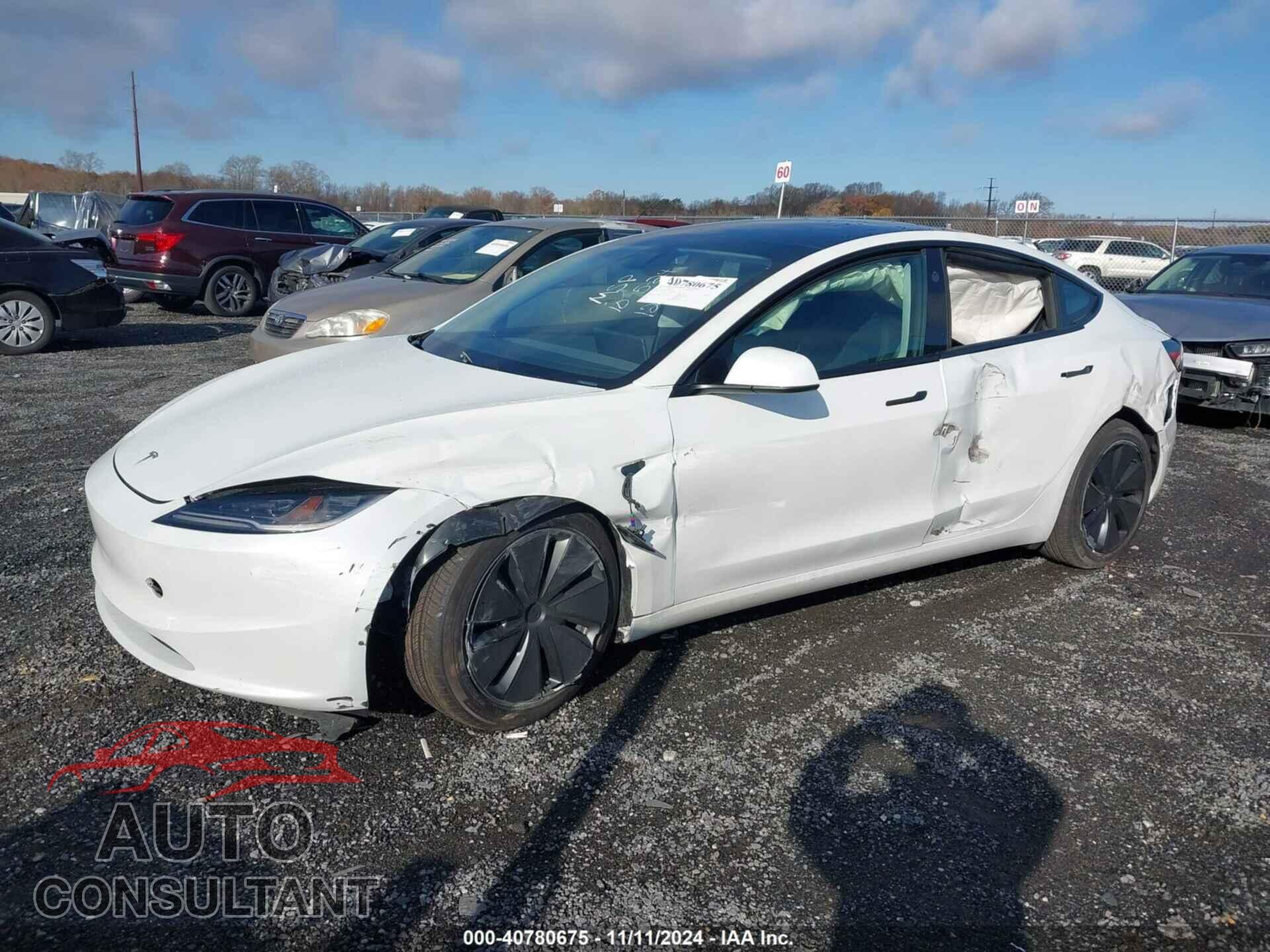 TESLA MODEL 3 2024 - 5YJ3E1EA8RF786196