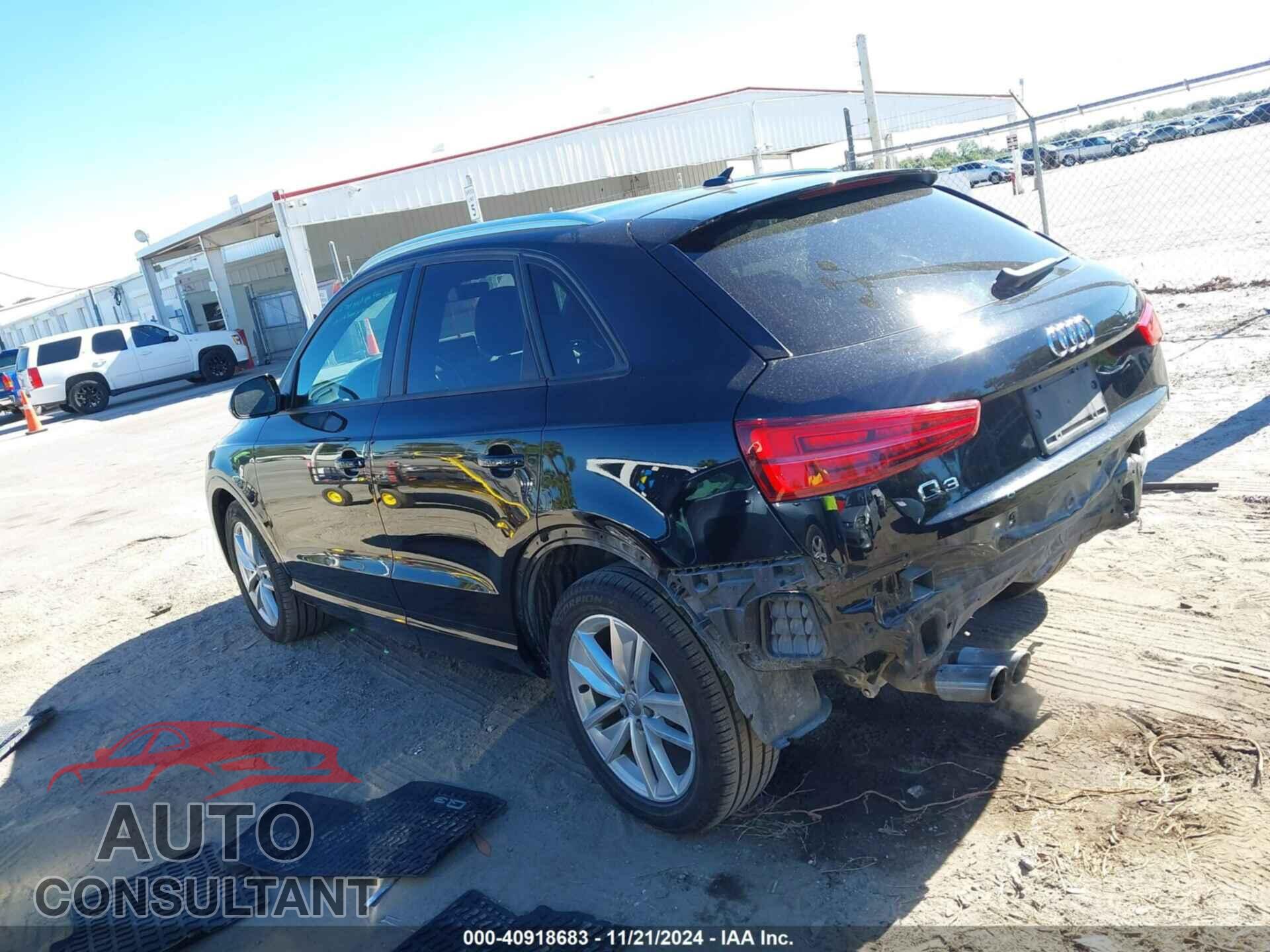 AUDI Q3 2017 - WA1BCCFS2HR009410