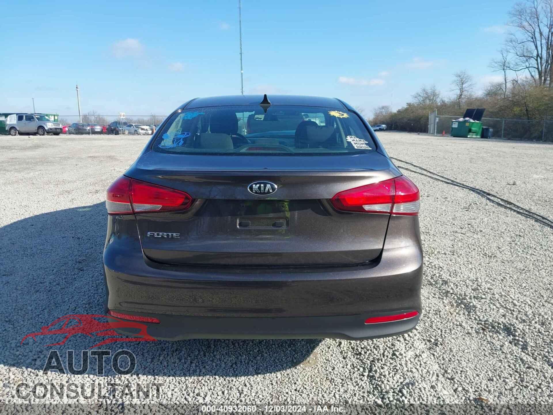 KIA FORTE 2017 - 3KPFK4A73HE160867