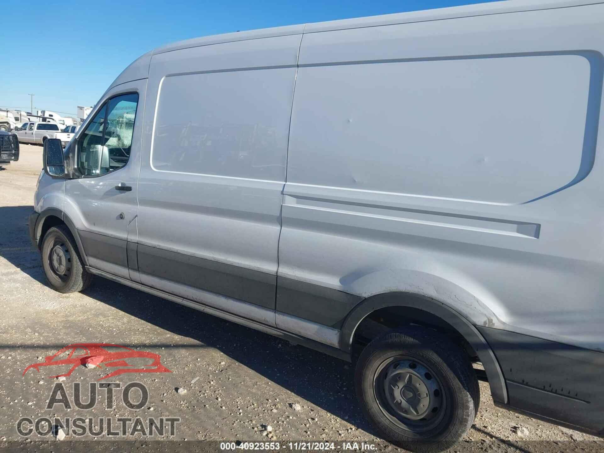 FORD TRANSIT-250 CARGO VAN 2023 - 1FTBR1C83PKB45523