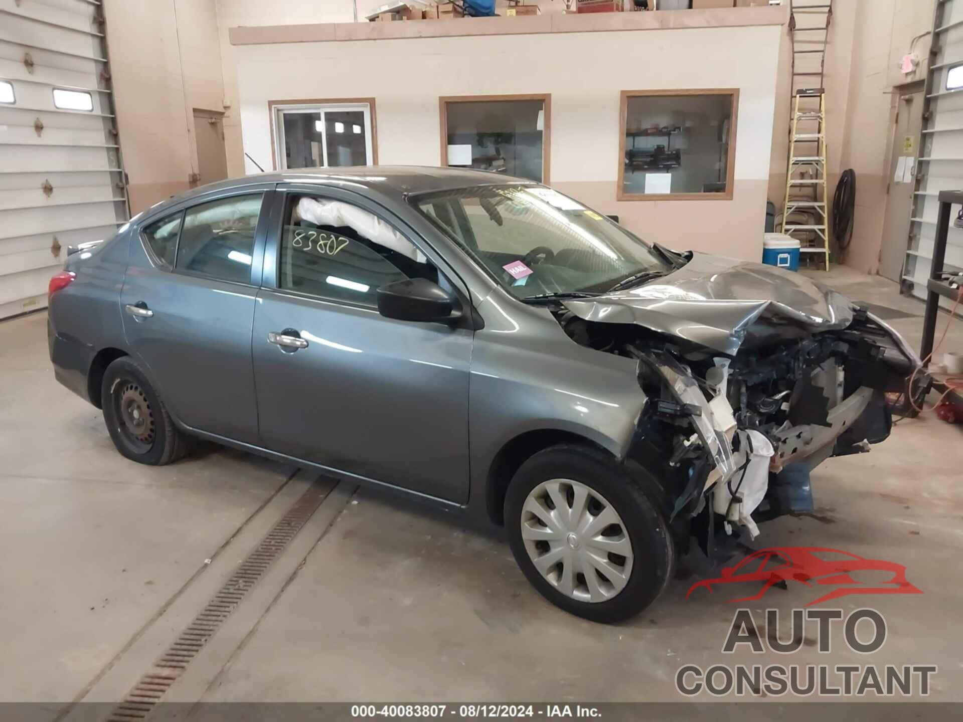 NISSAN VERSA 2018 - 3N1CN7APXJL872888