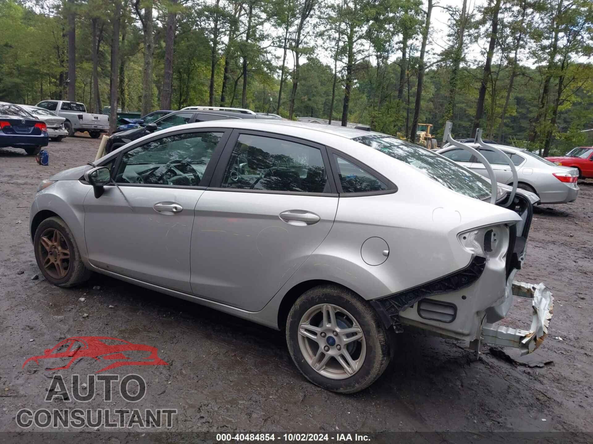FORD FIESTA 2018 - 3FADP4BJ3JM103184