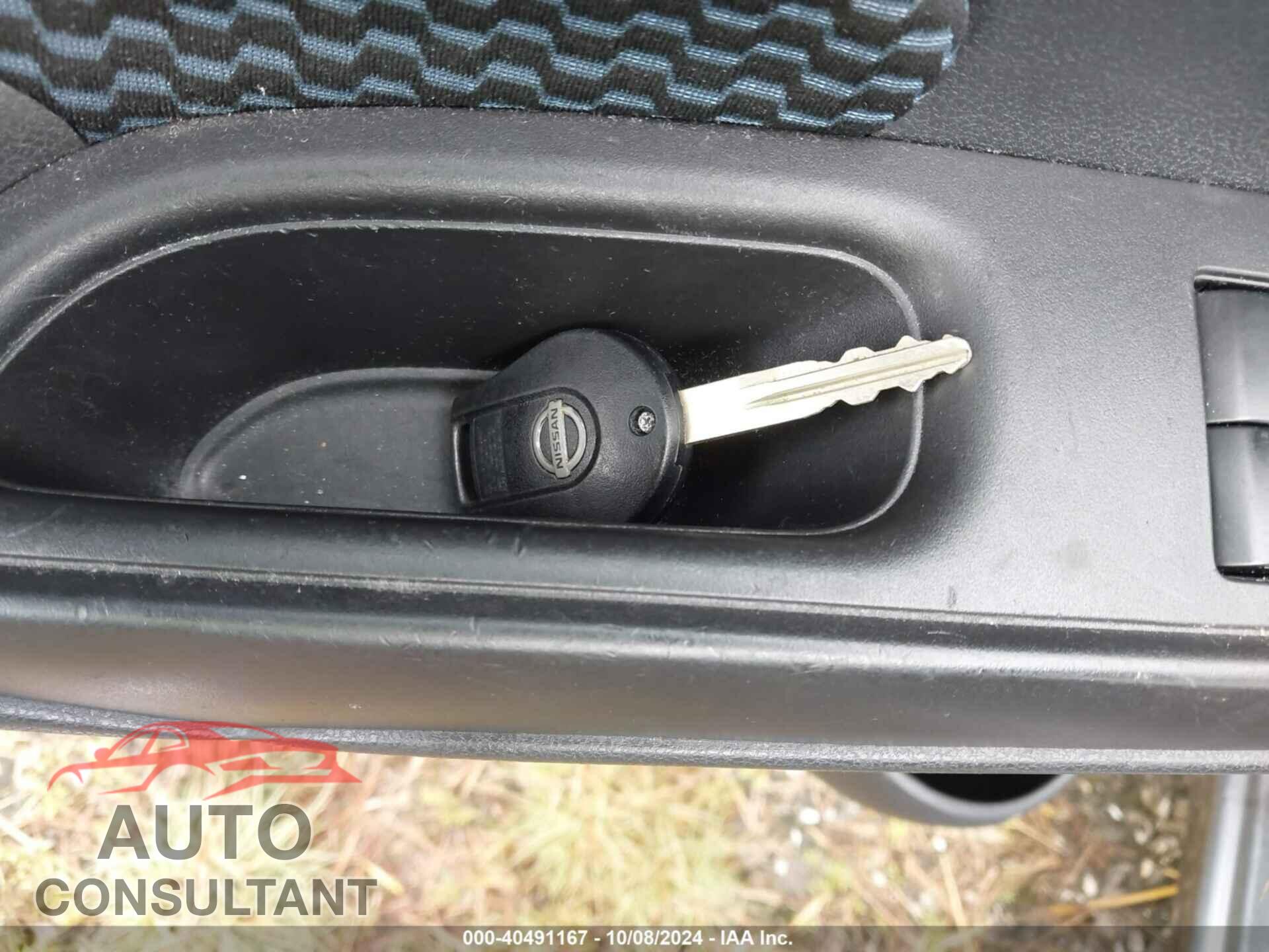 NISSAN VERSA NOTE 2017 - 3N1CE2CP5HL360398