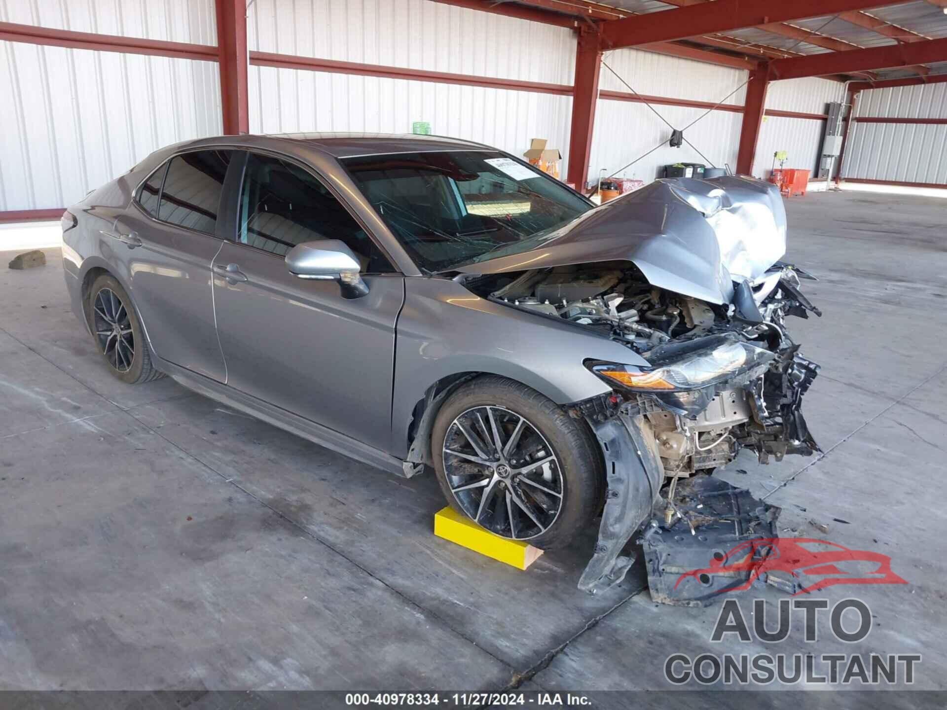 TOYOTA CAMRY 2022 - 4T1G11AK1NU694579