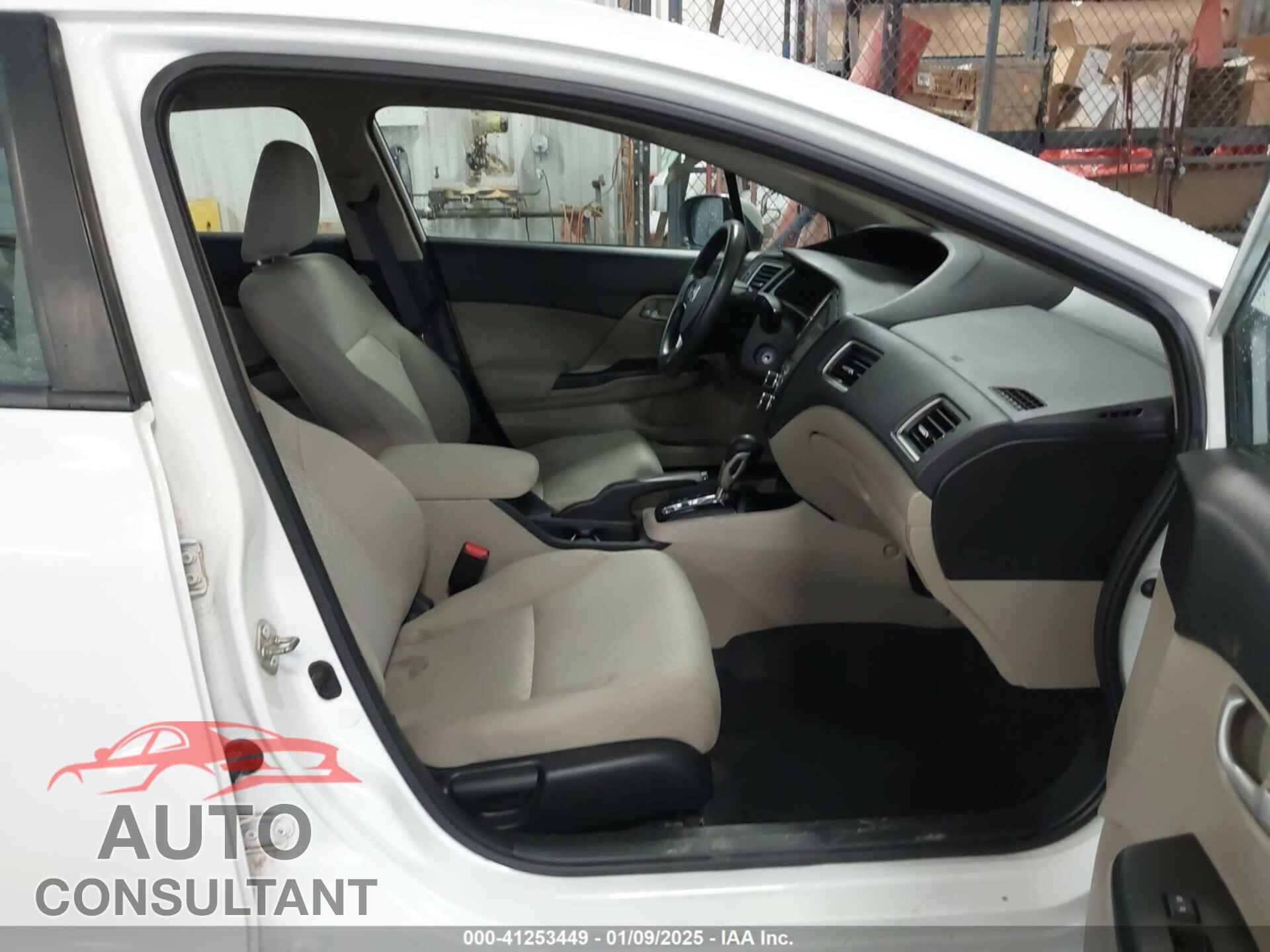 HONDA CIVIC 2015 - 19XFB2F5XFE107365