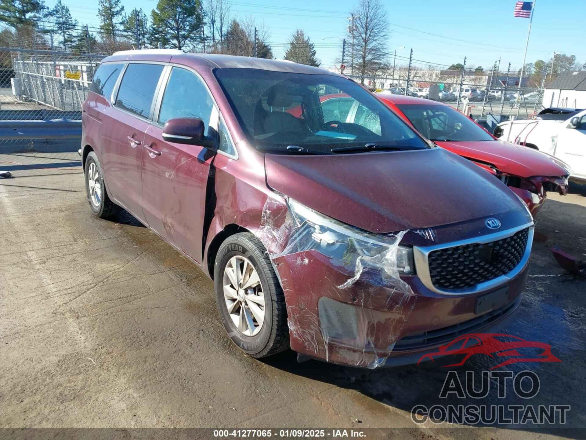 KIA SEDONA 2017 - KNDMB5C13H6237104