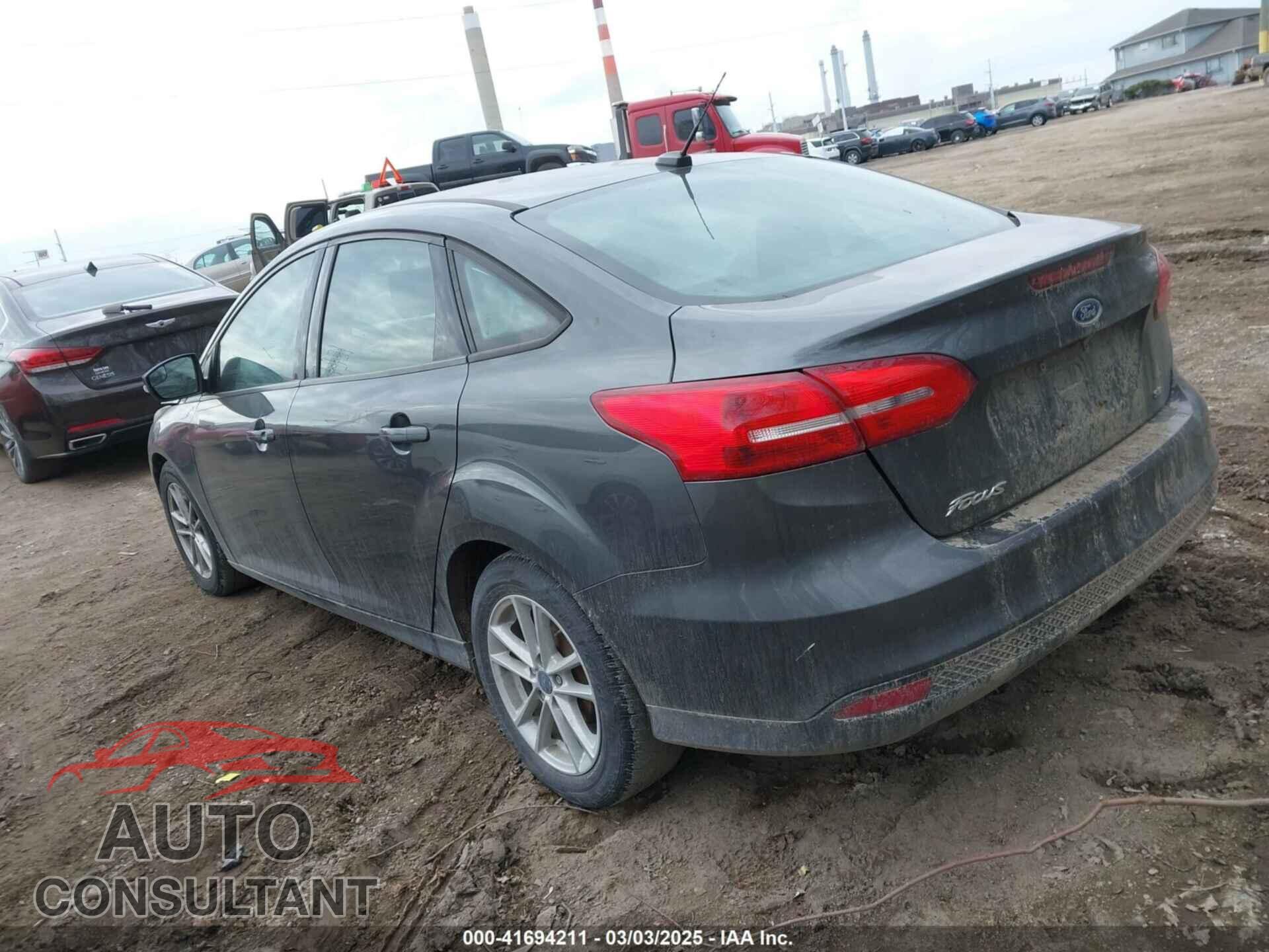 FORD FOCUS 2017 - 1FADP3F25HL270283