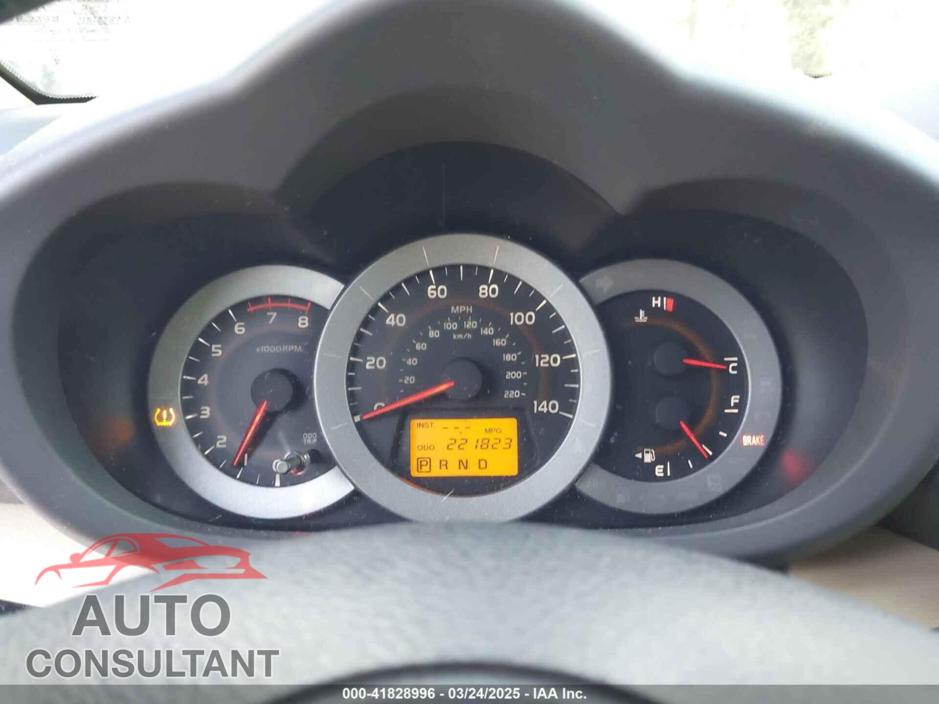 TOYOTA RAV4 2011 - 2T3DF4DV7BW100057