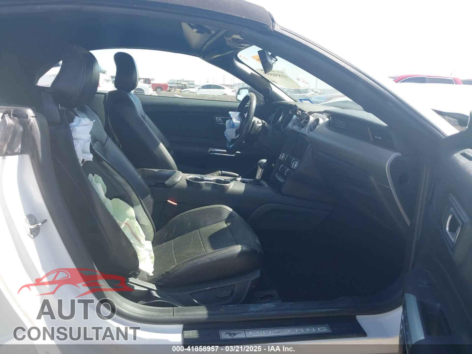 FORD MUSTANG 2020 - 1FATP8UH0L5119932