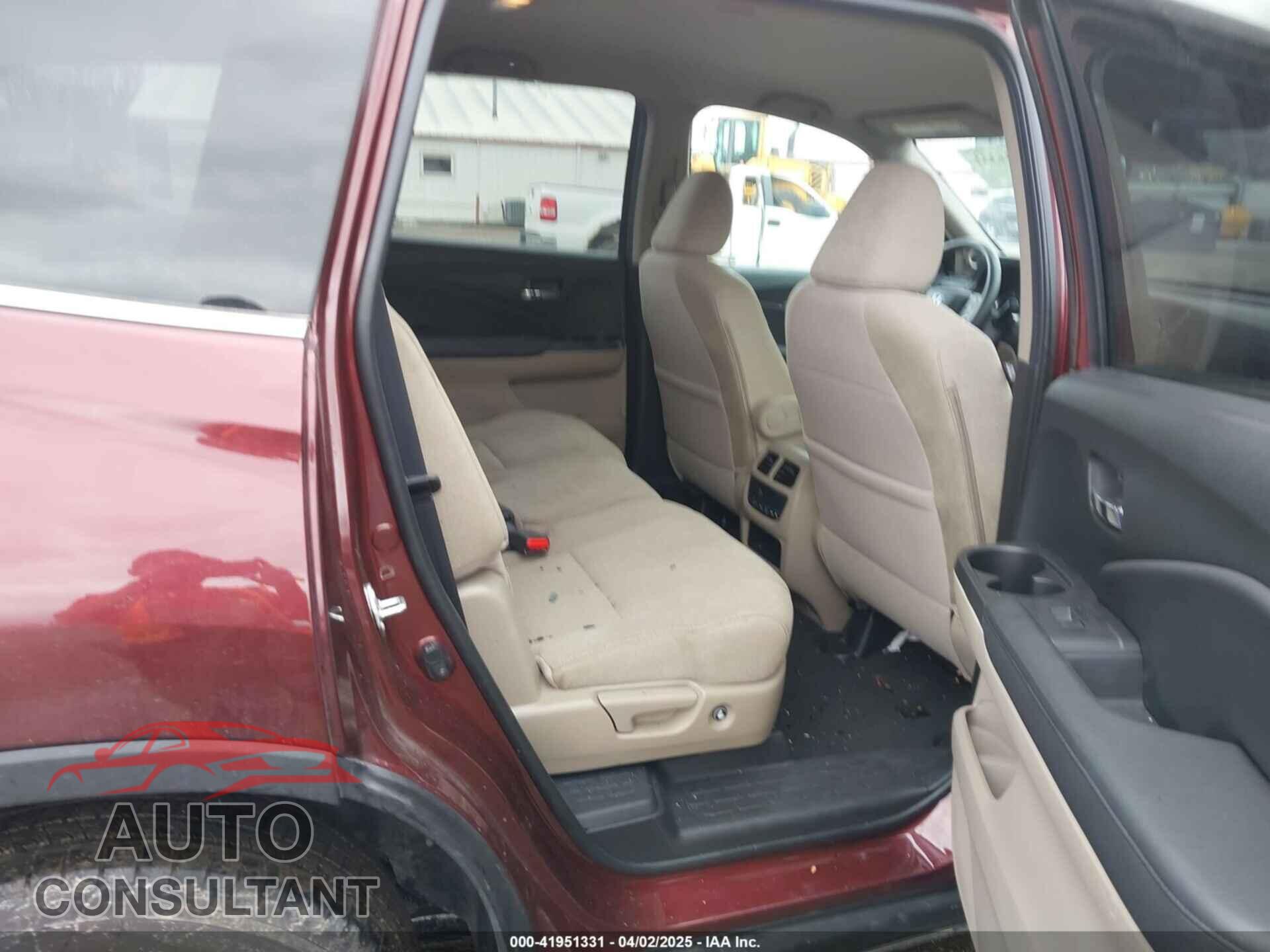 HONDA PILOT 2021 - 5FNYF6H33MB080131