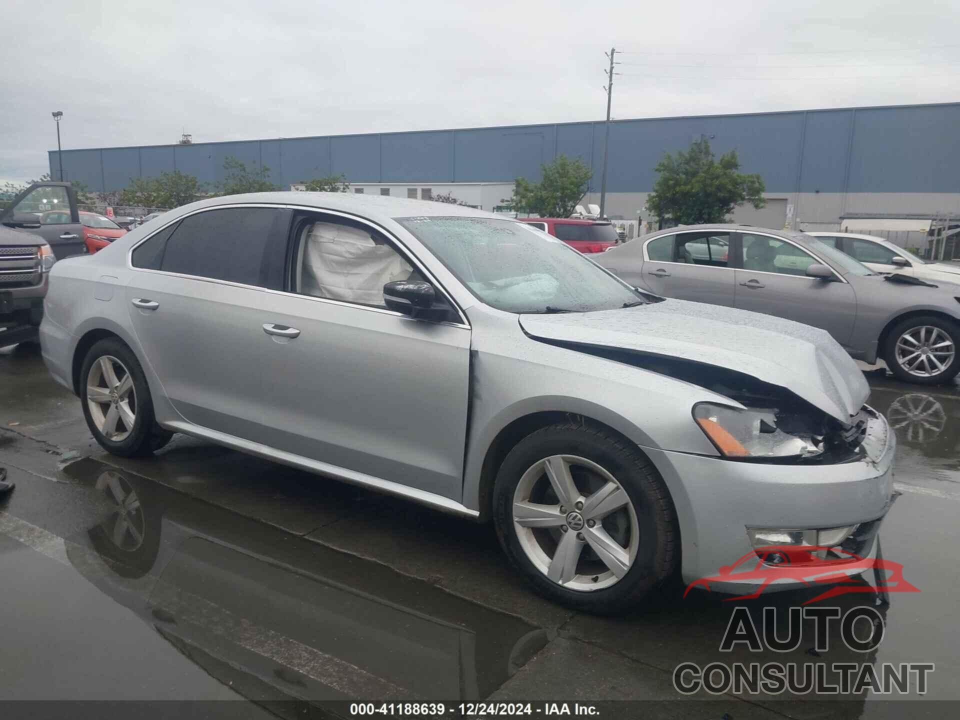VOLKSWAGEN PASSAT 2015 - 1VWAT7A37FC088966