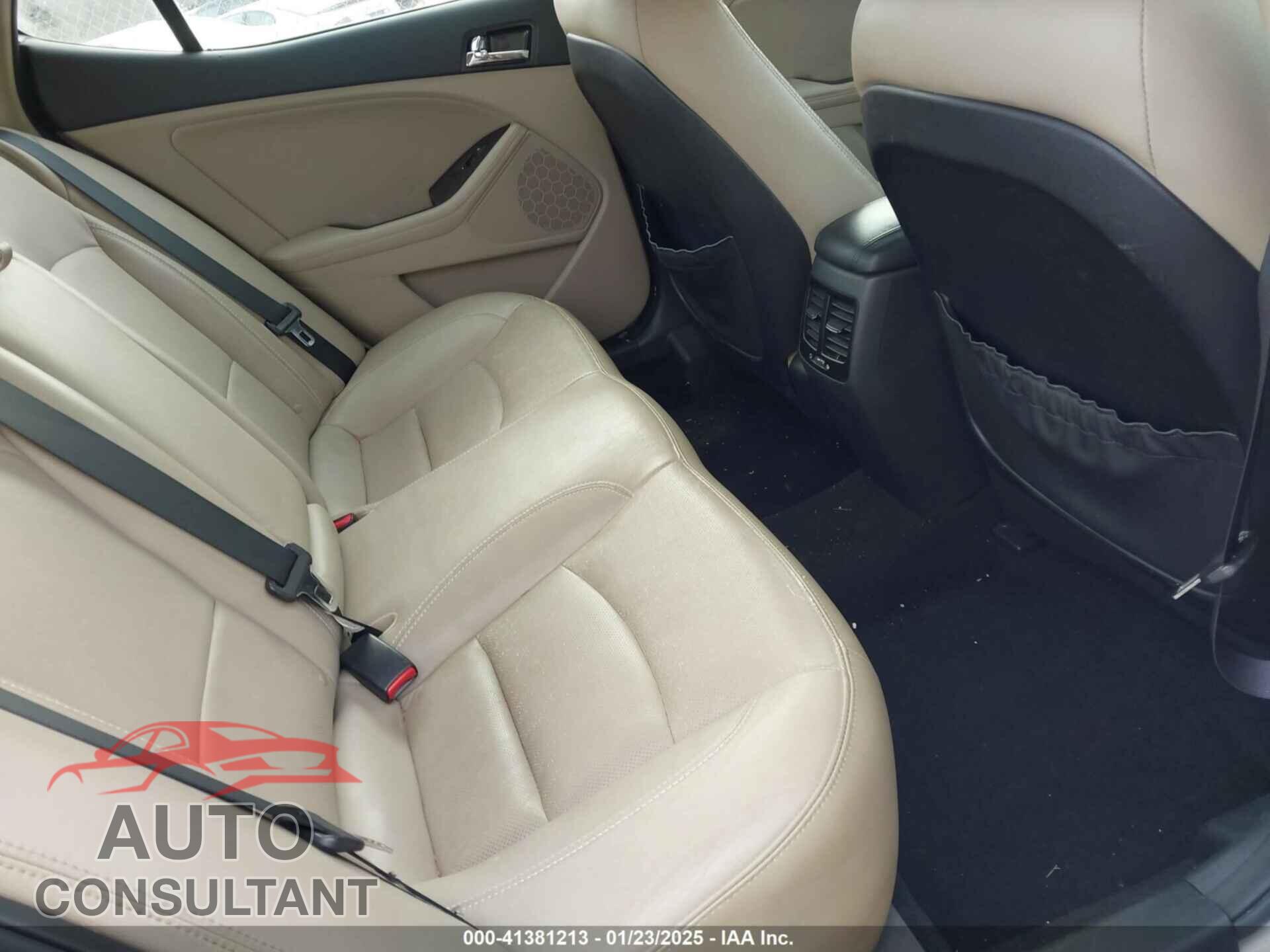 KIA OPTIMA 2013 - 5XXGN4A79DG103845