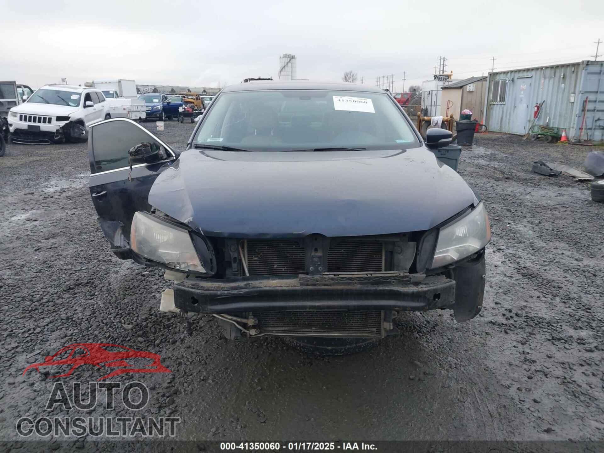 VOLKSWAGEN PASSAT 2013 - 1VWCN7A30DC116767