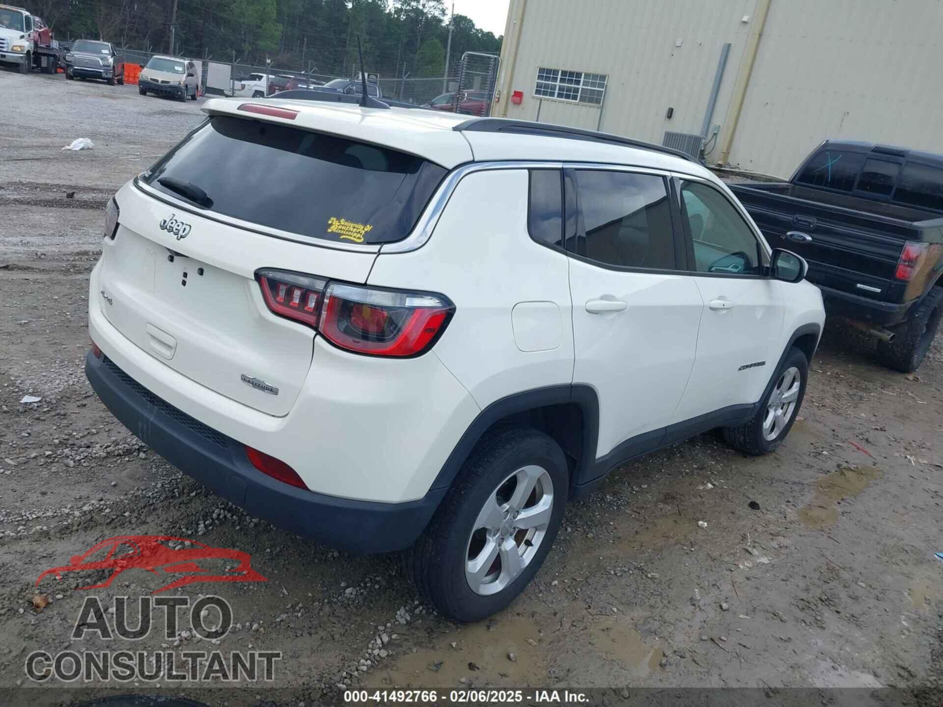 JEEP COMPASS 2019 - 3C4NJDBB7KT599834