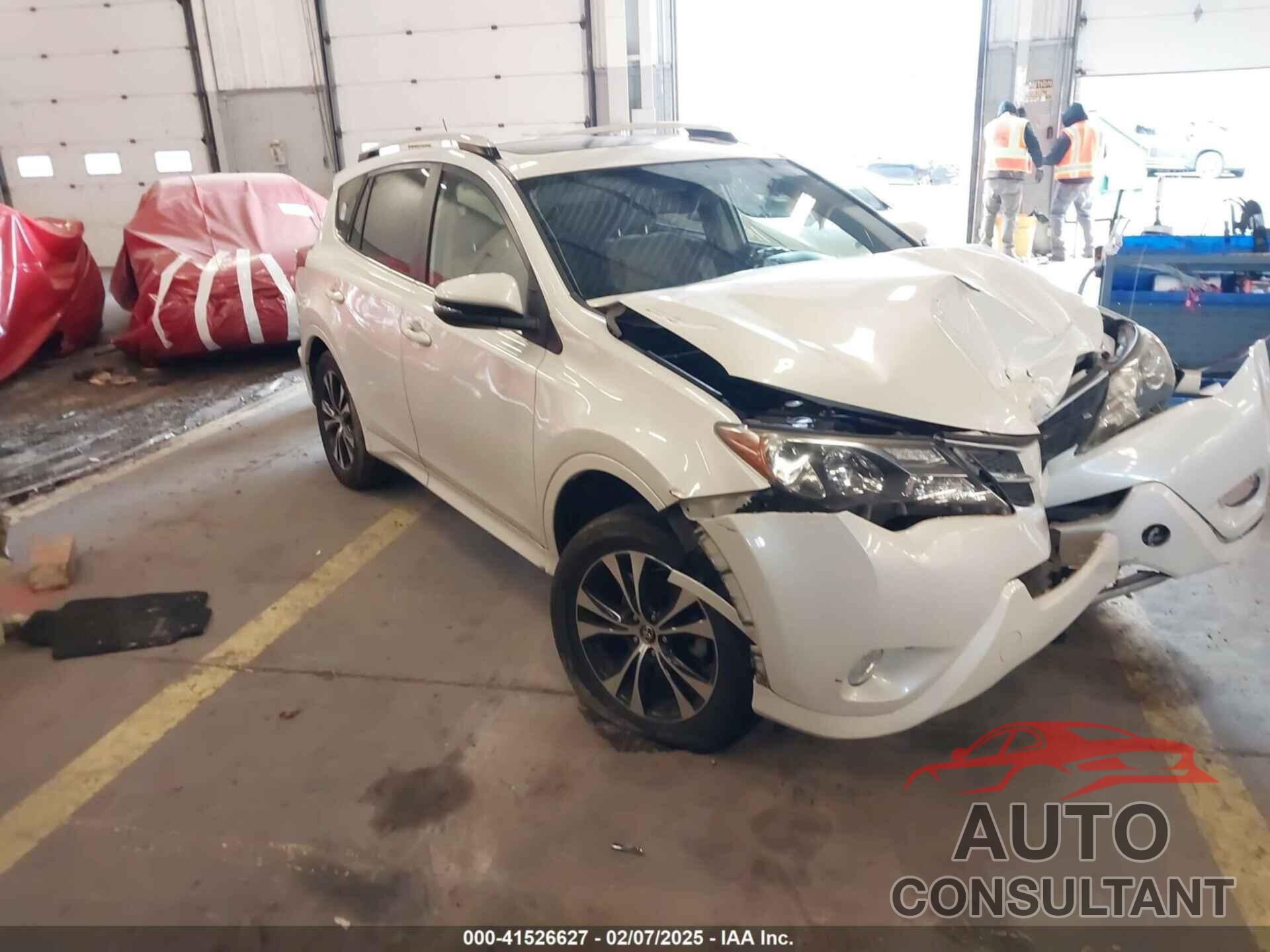 TOYOTA RAV4 2015 - JTMYFREV9FD079034