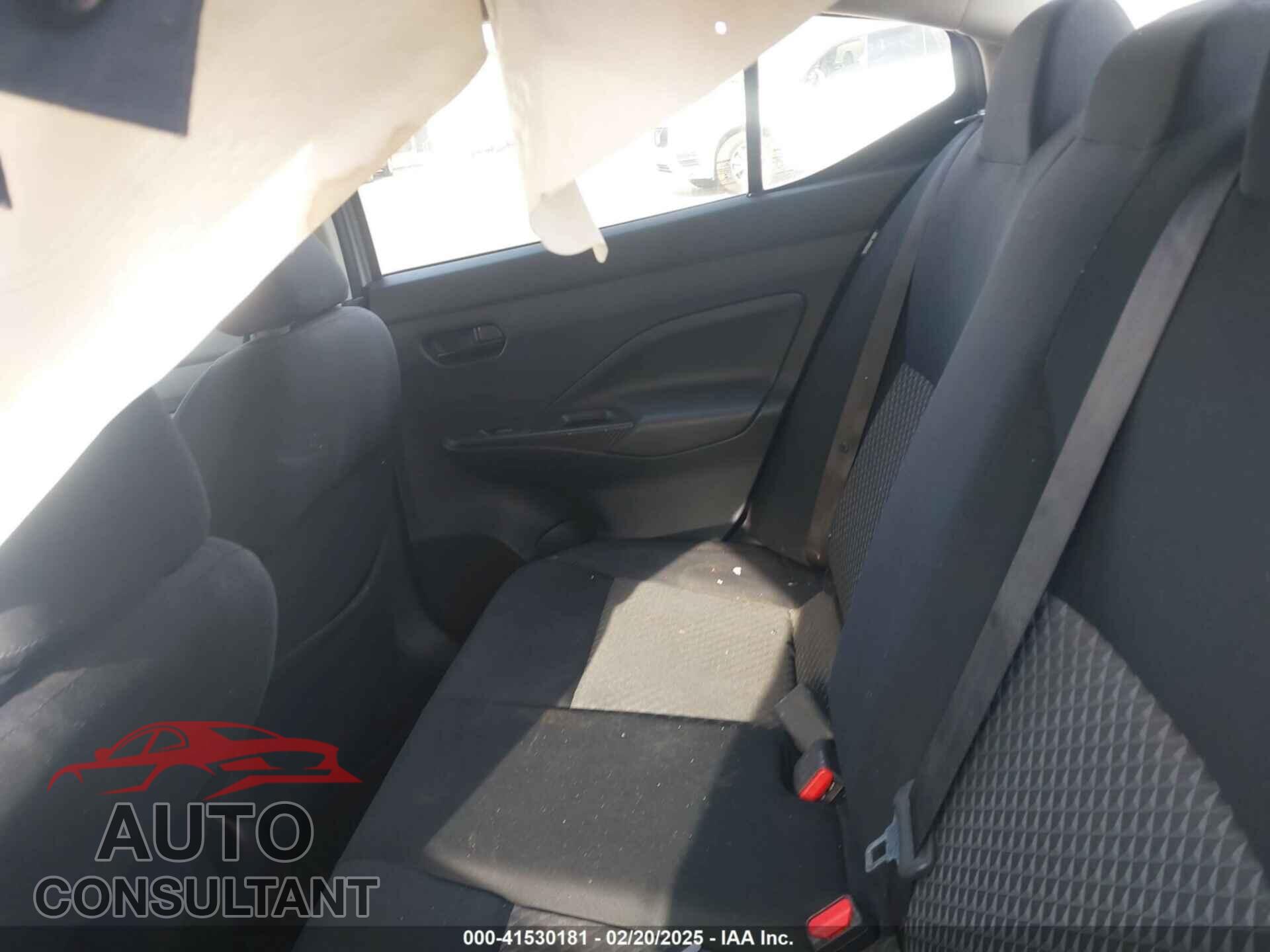 NISSAN VERSA 2021 - 3N1CN8DV2ML906231