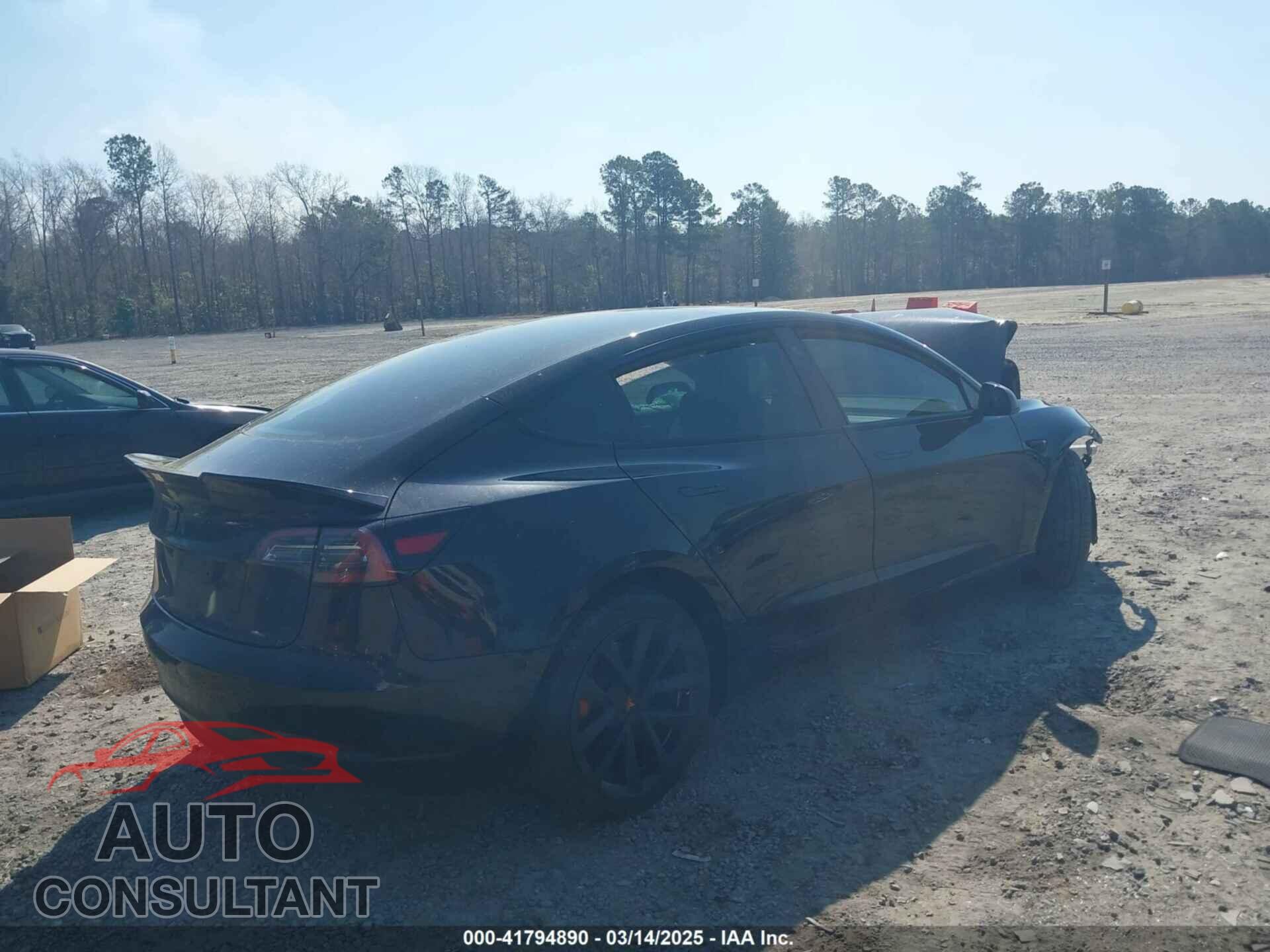TESLA MODEL 3 2023 - 5YJ3E1EA7PF668511