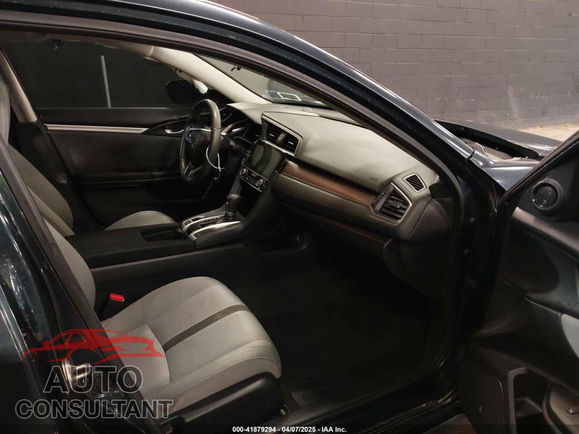 HONDA CIVIC 2017 - 19XFC2F79HE208558