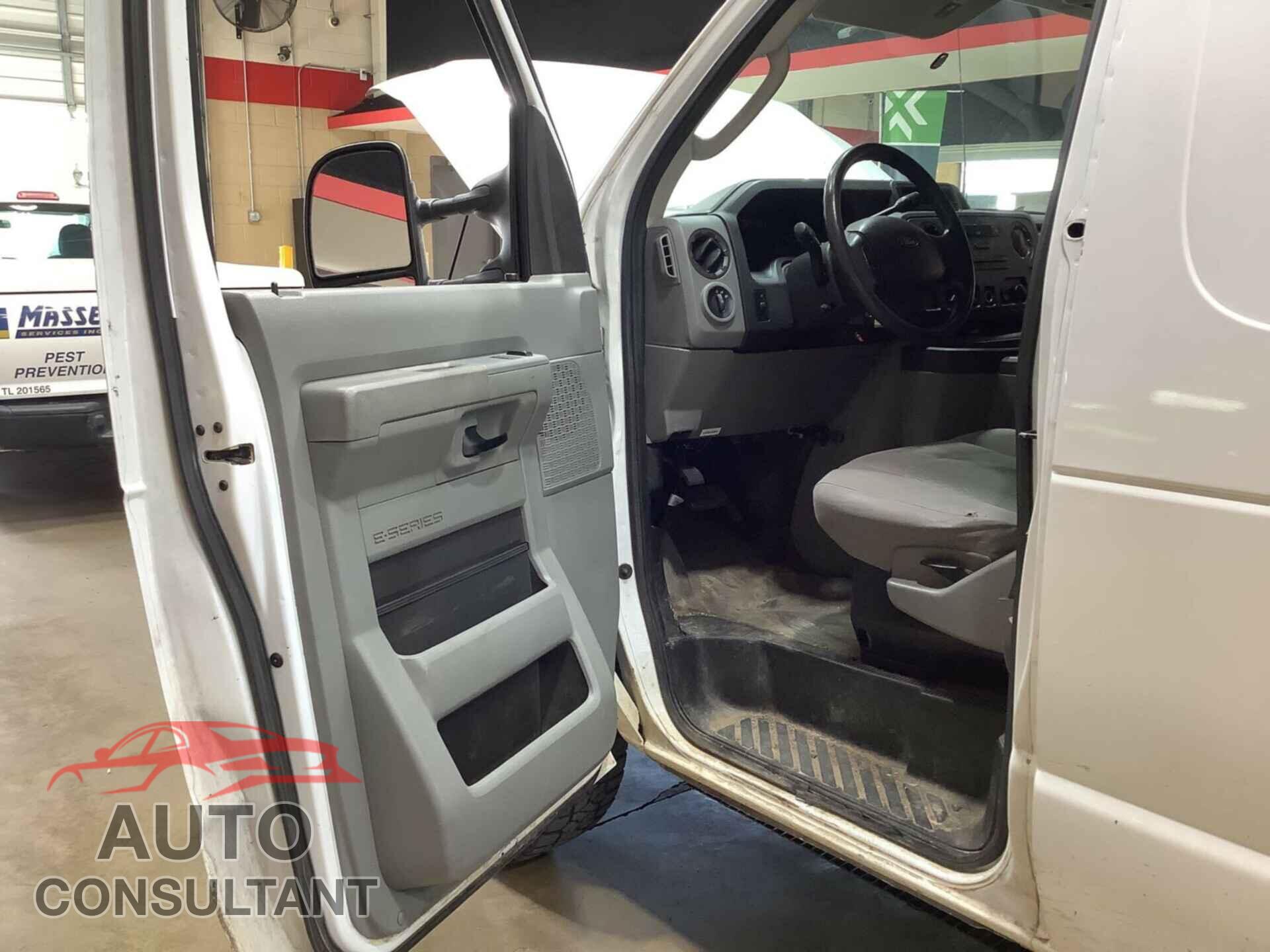 FORD E-150 2013 - 1FTNE1EW8DDA58835