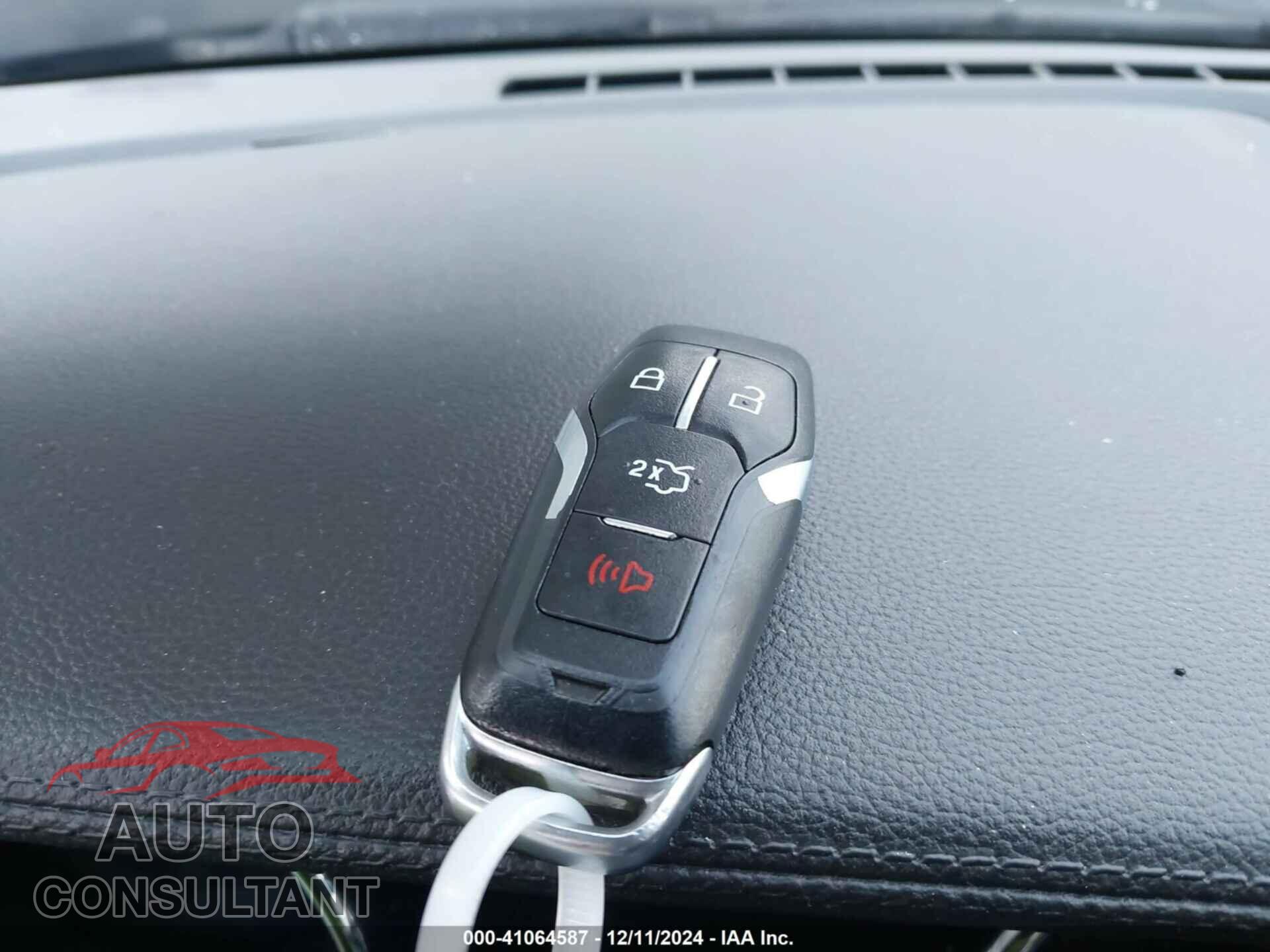 FORD MUSTANG 2015 - 1FA6P8CF7F5363000