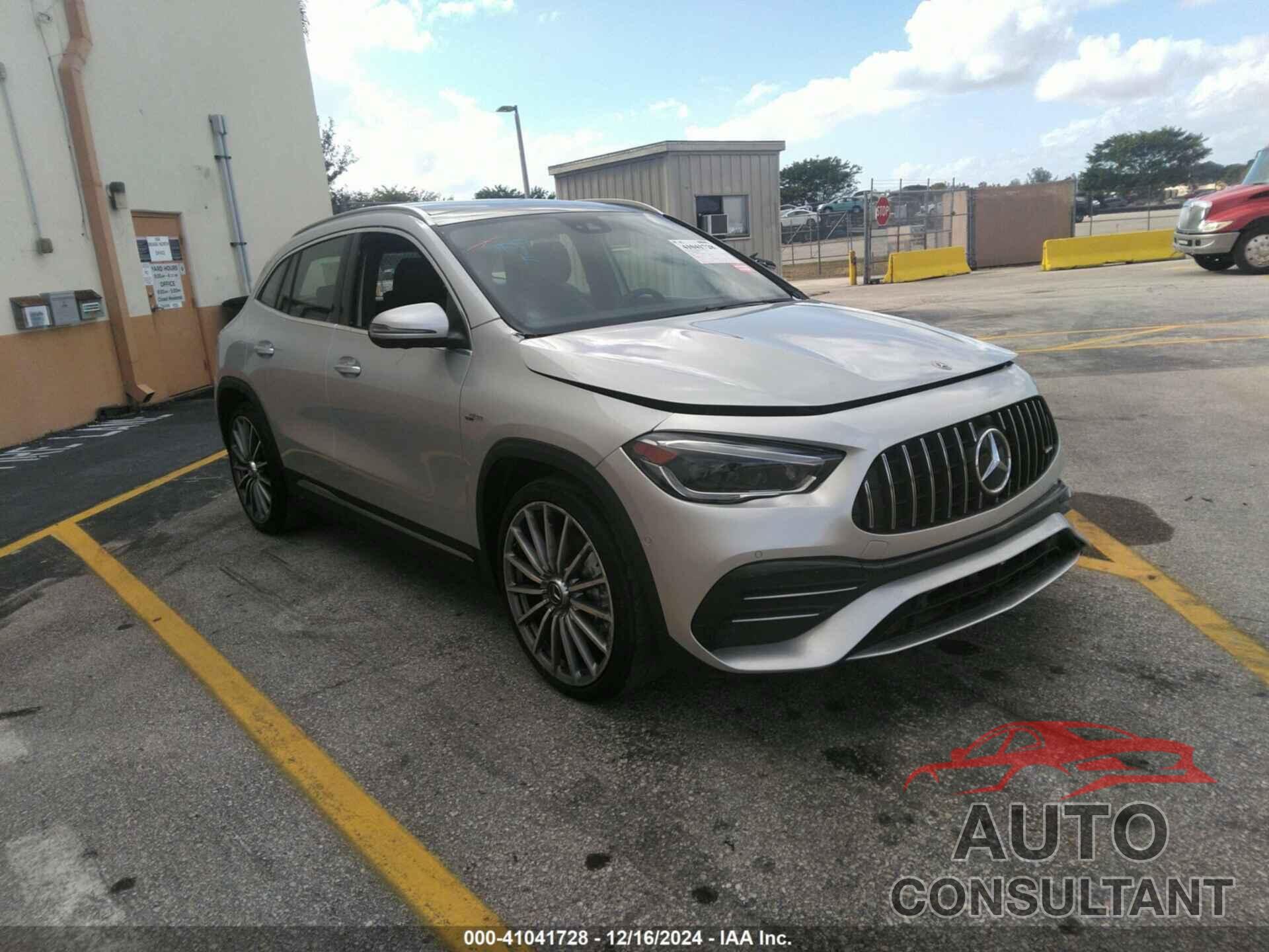 MERCEDES-BENZ AMG GLA 35 2022 - W1N4N5BB1NJ408337