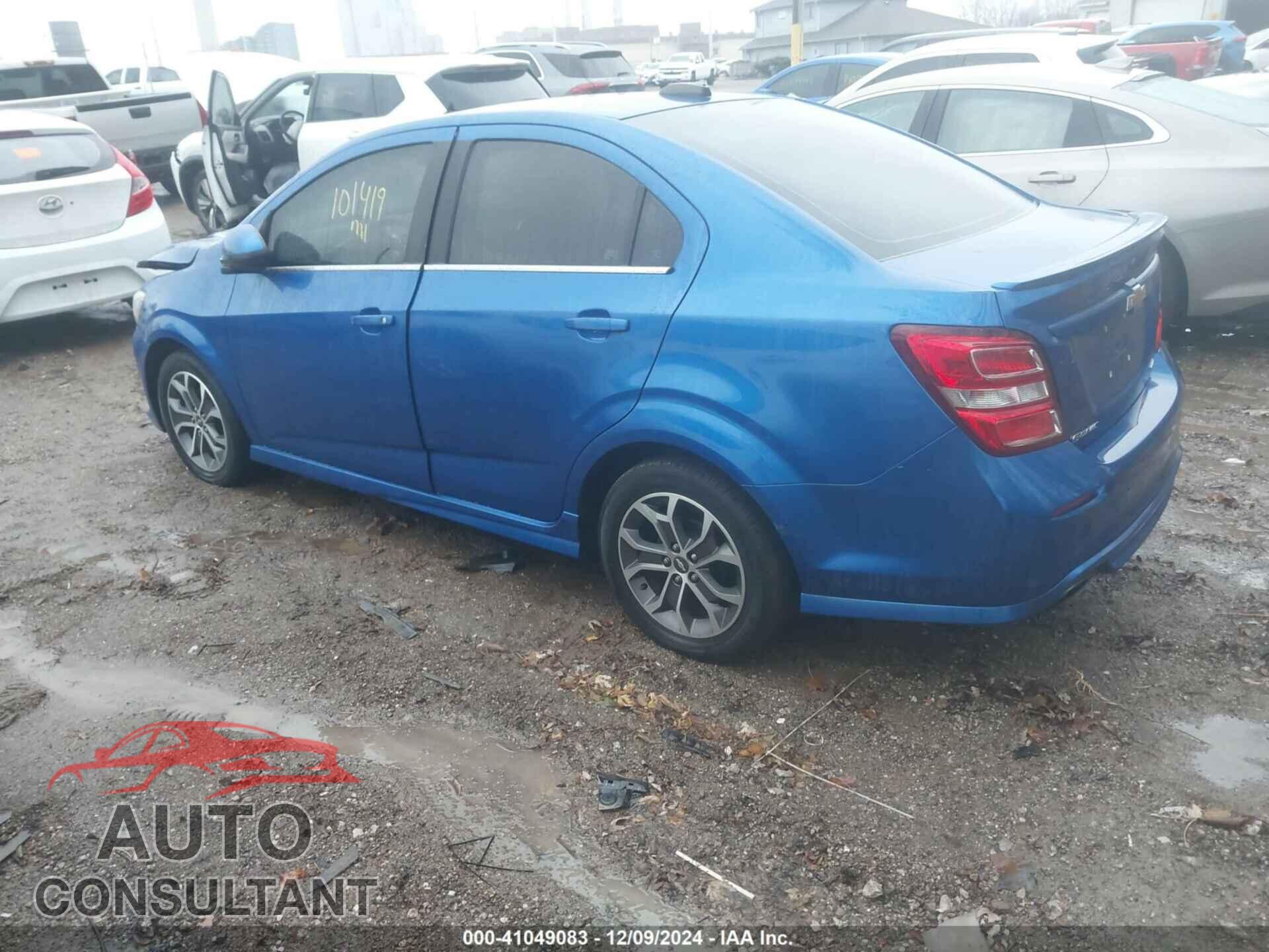CHEVROLET SONIC 2017 - 1G1JD5SH2H4178255