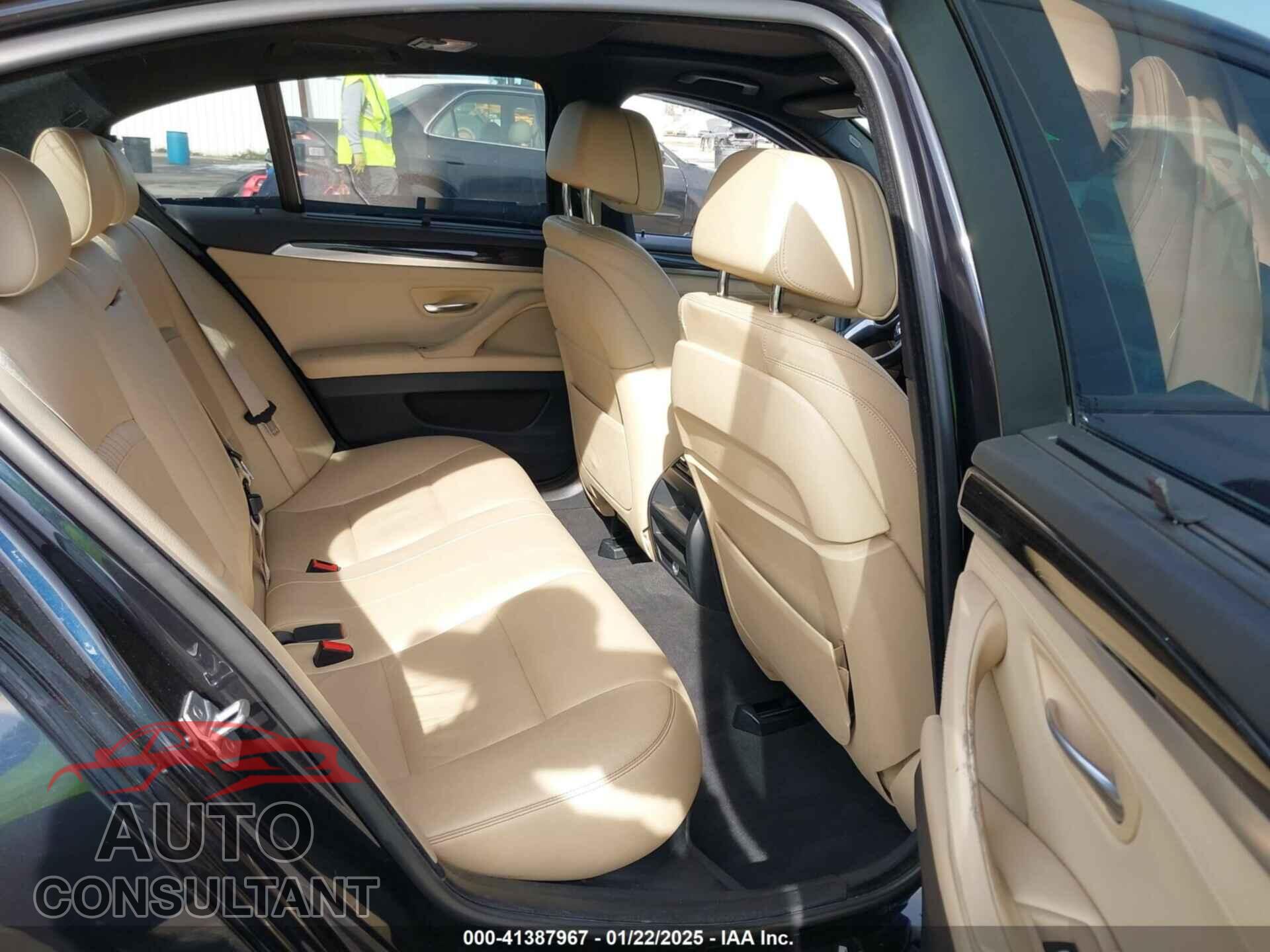 BMW 528I 2016 - WBA5A5C51GG348220