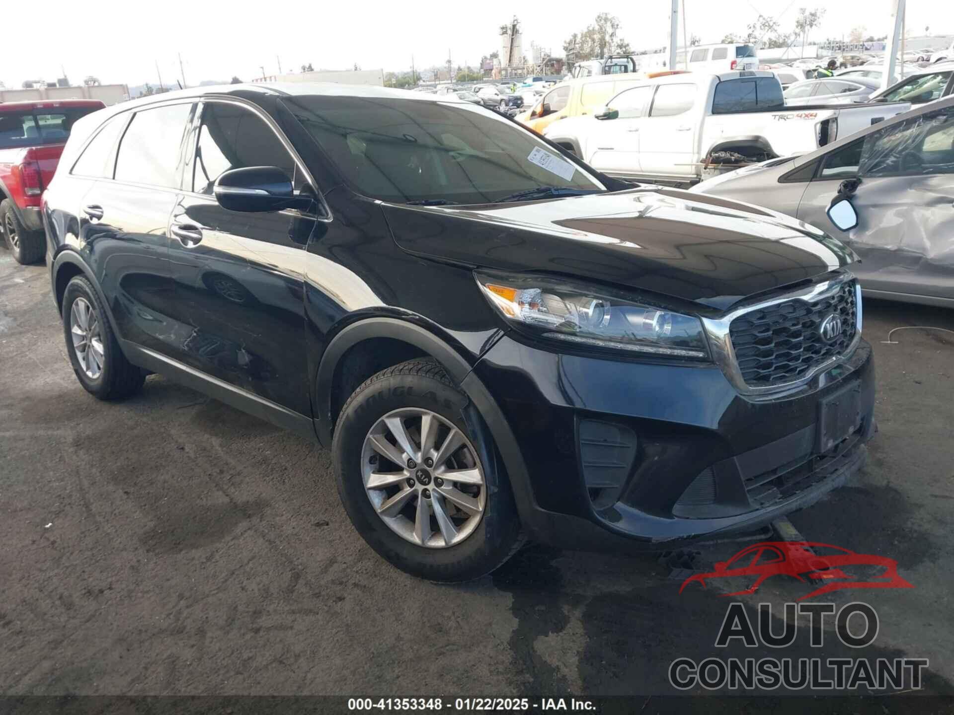 KIA SORENTO 2019 - 5XYPG4A39KG522973