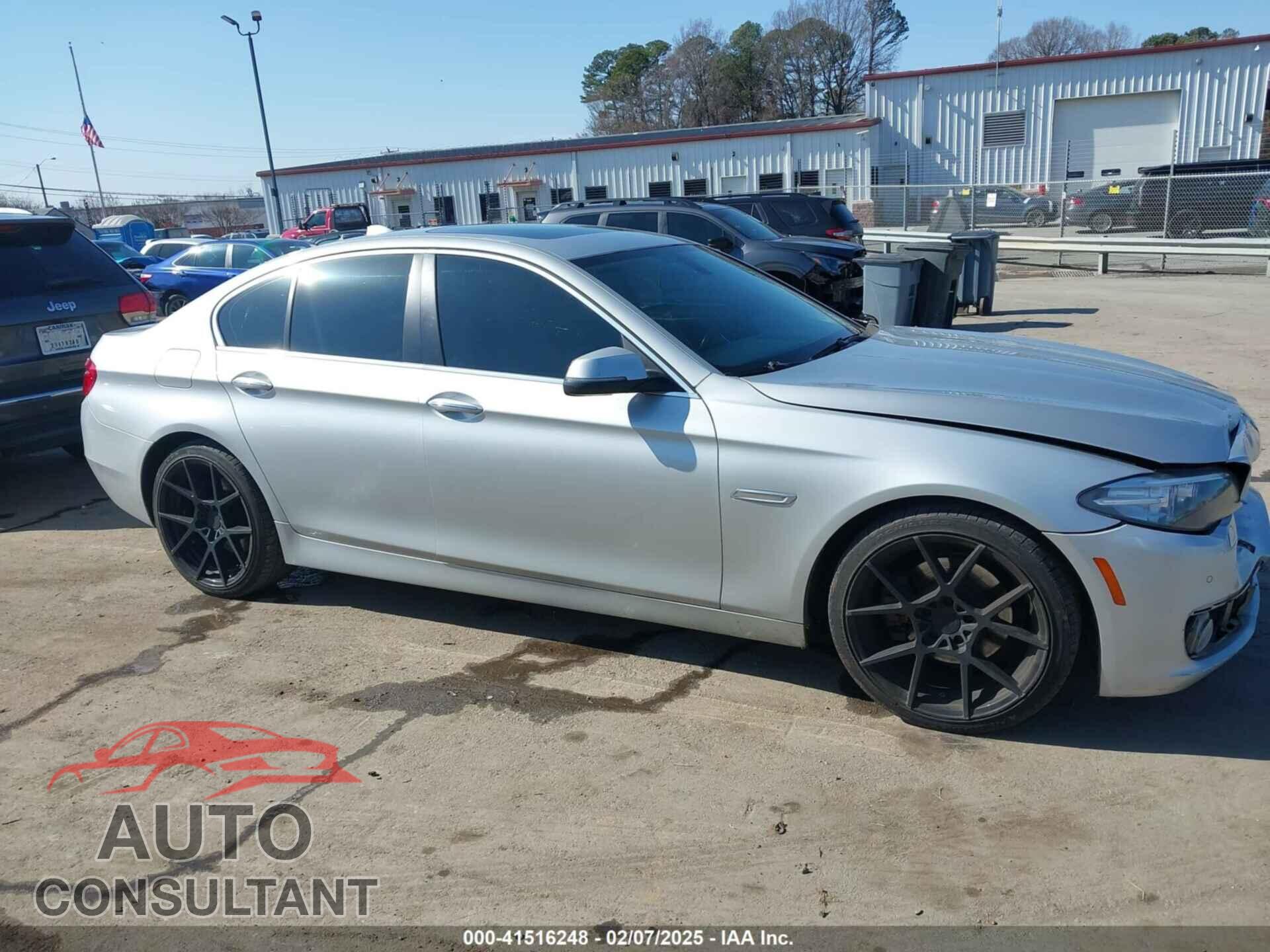 BMW 528I 2015 - WBA5A7C54FD628726