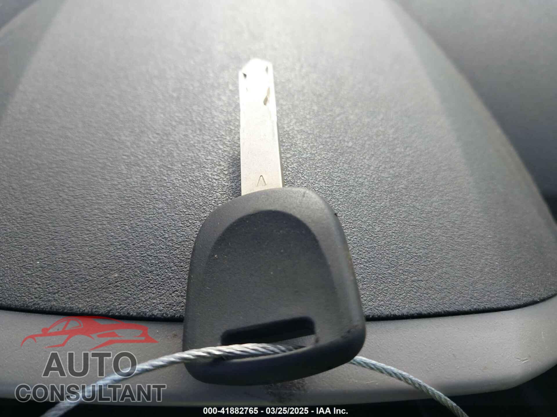HONDA PILOT 2011 - 5FNYF3H28BB025113