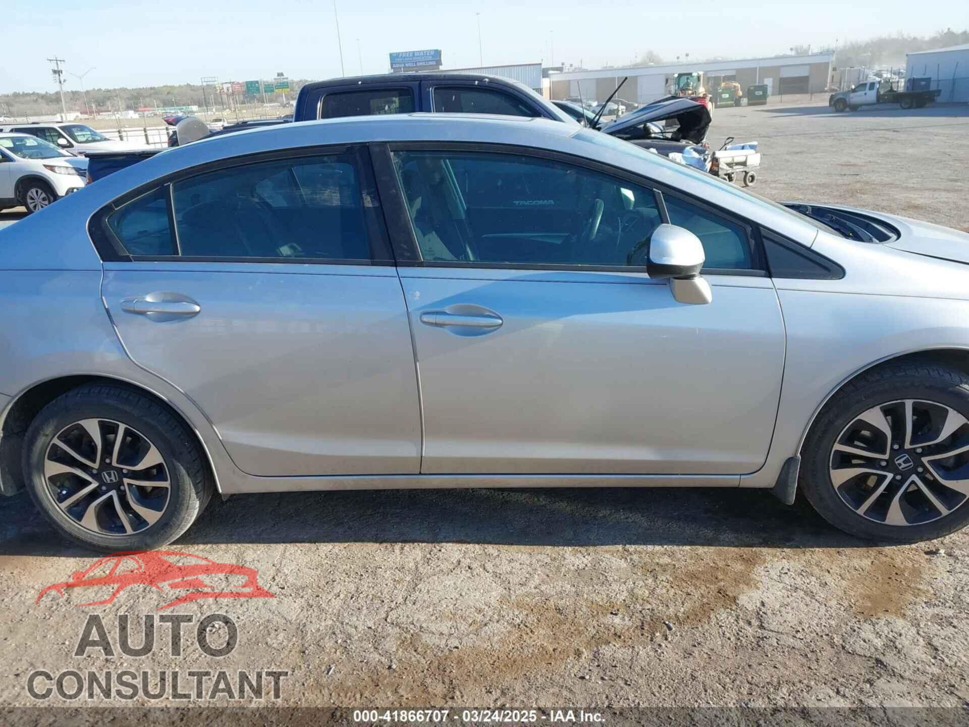 HONDA CIVIC 2013 - 19XFB2F82DE033673
