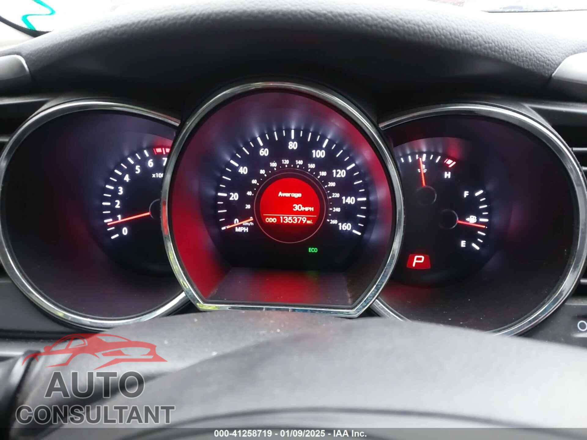 KIA OPTIMA 2011 - KNAGM4A78B5057880