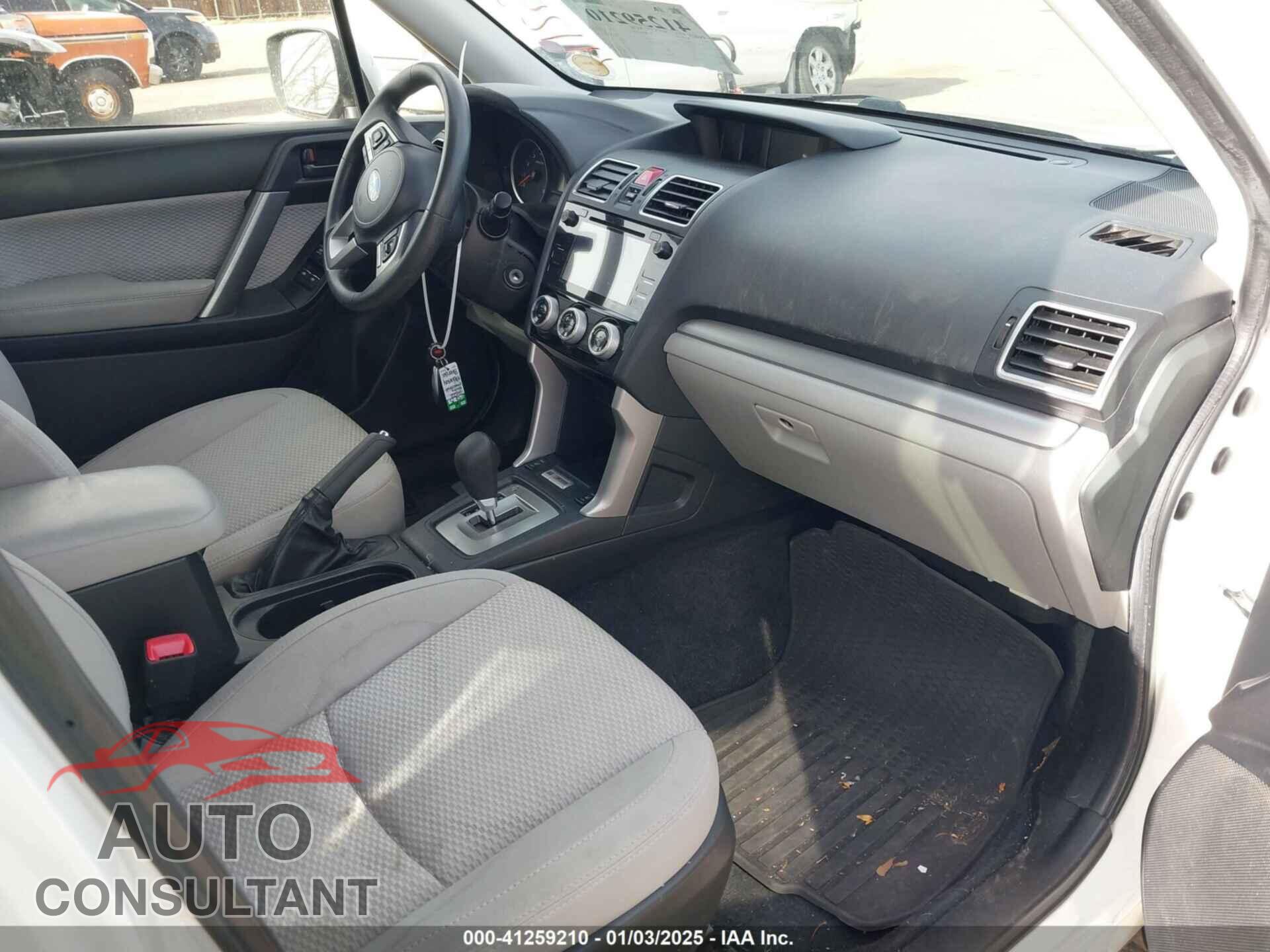 SUBARU FORESTER 2017 - JF2SJAEC9HH477605