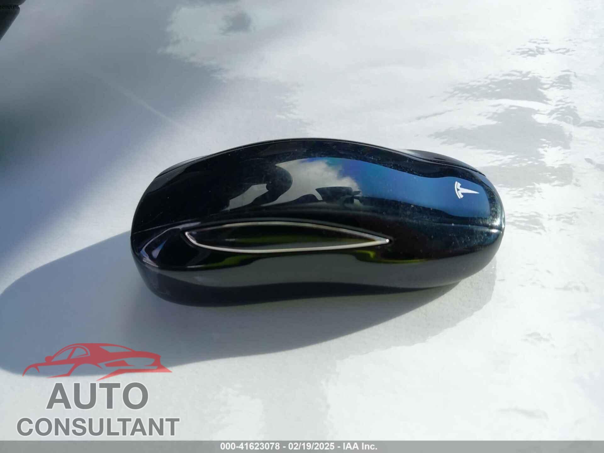 TESLA MODEL X 2020 - 5YJXCAE2XLF301063