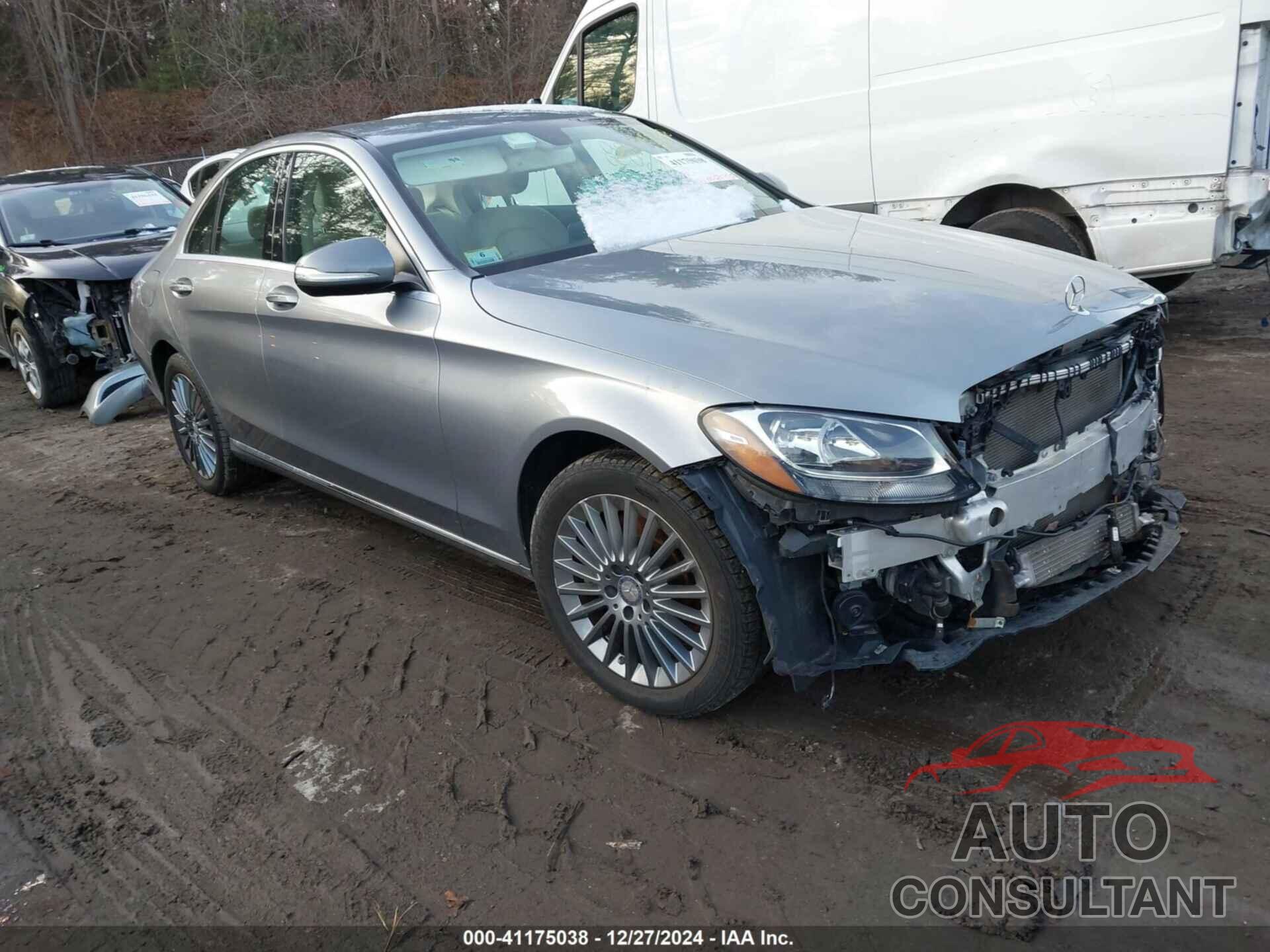 MERCEDES-BENZ C 300 2015 - 55SWF4KB3FU041326