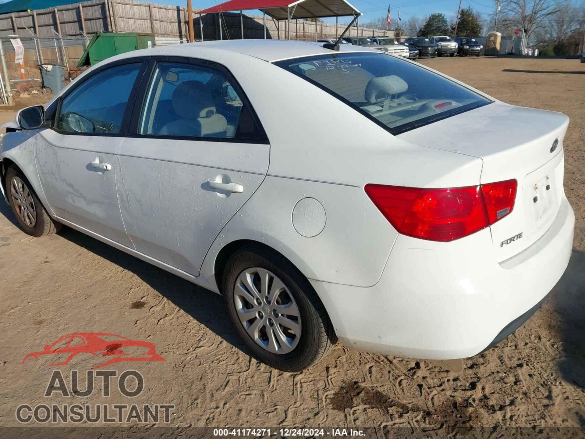 KIA FORTE 2010 - KNAFT4A26A5820464