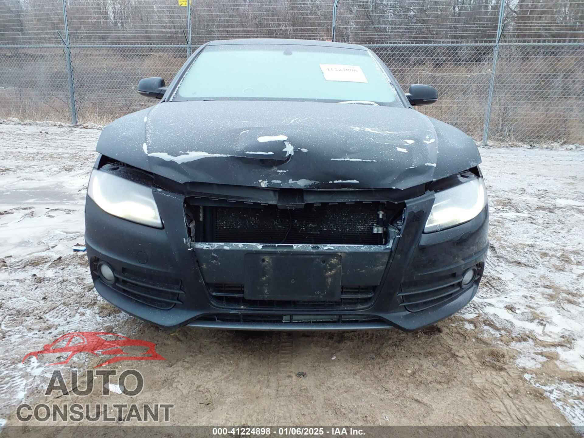 AUDI A4 2012 - WAUMFAFL5CN006890