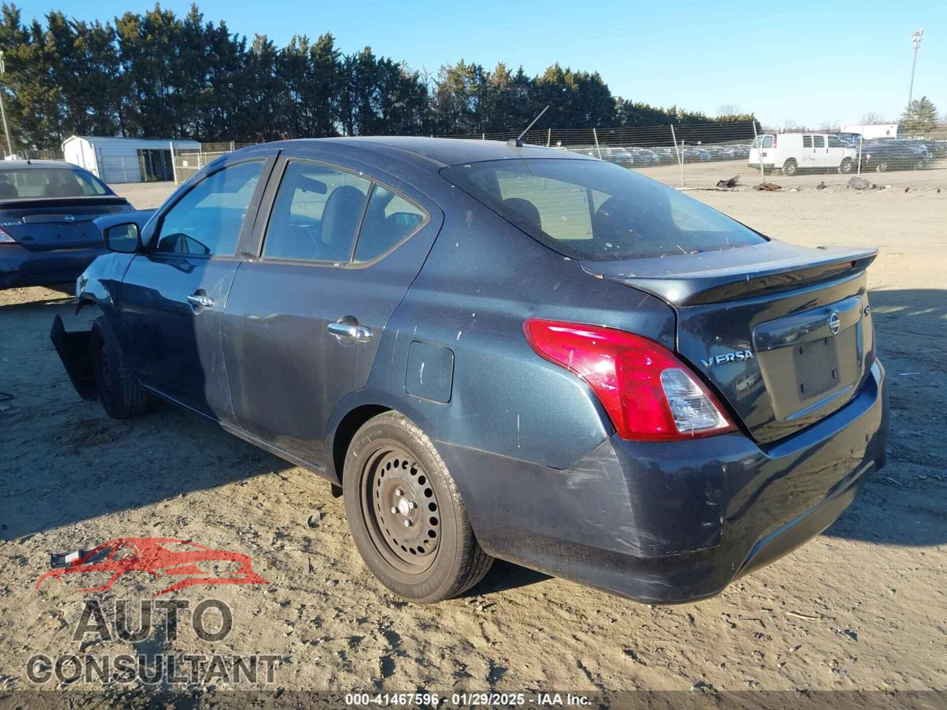 NISSAN VERSA 2017 - 3N1CN7AP3HL846417