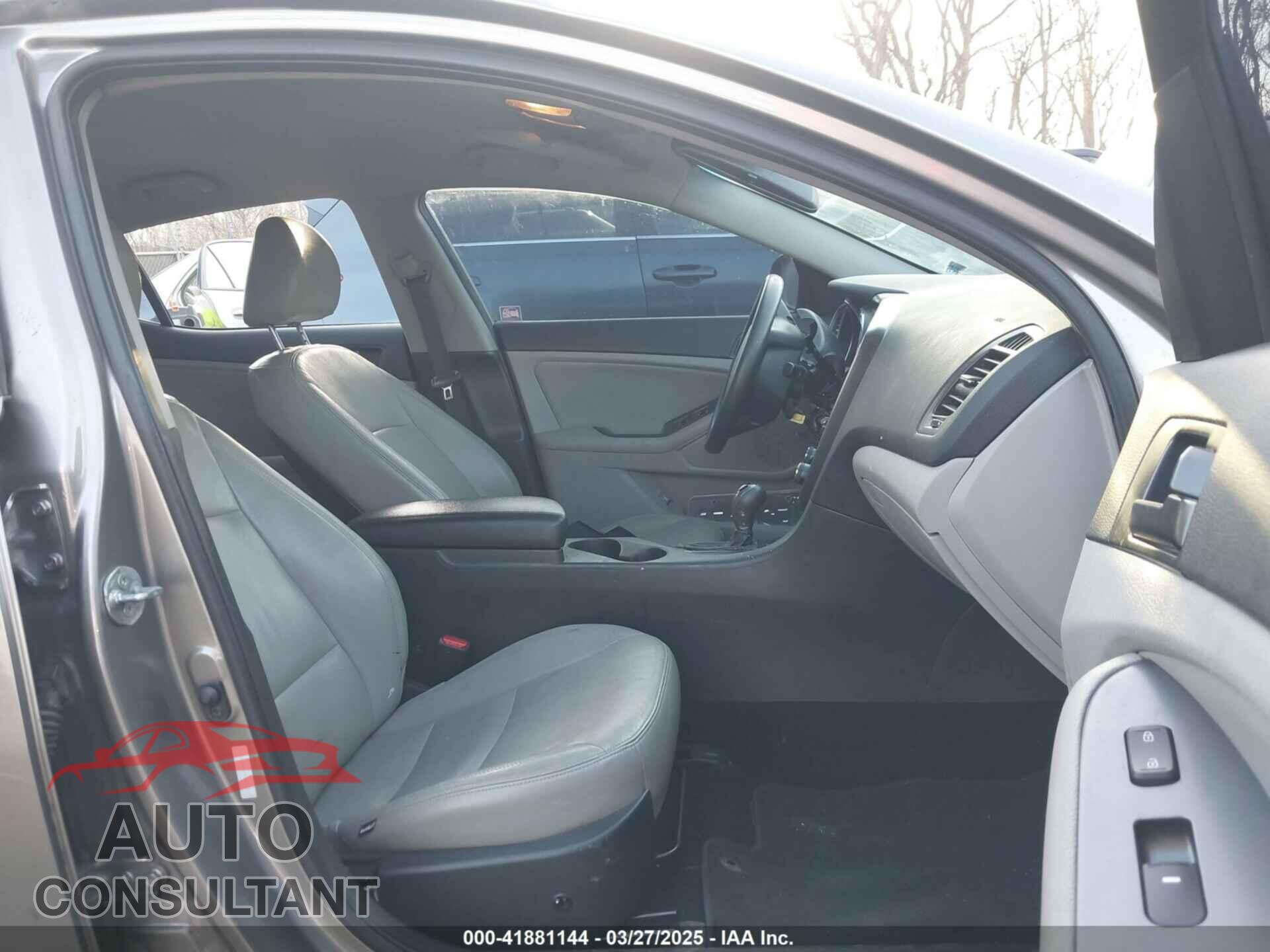 KIA OPTIMA 2013 - 5XXGM4A77DG166140