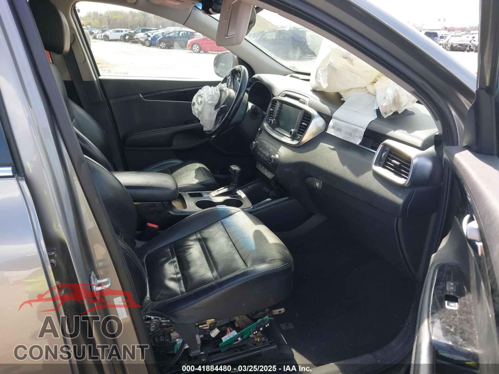 KIA SORENTO 2017 - 5XYPKDA59HG255455