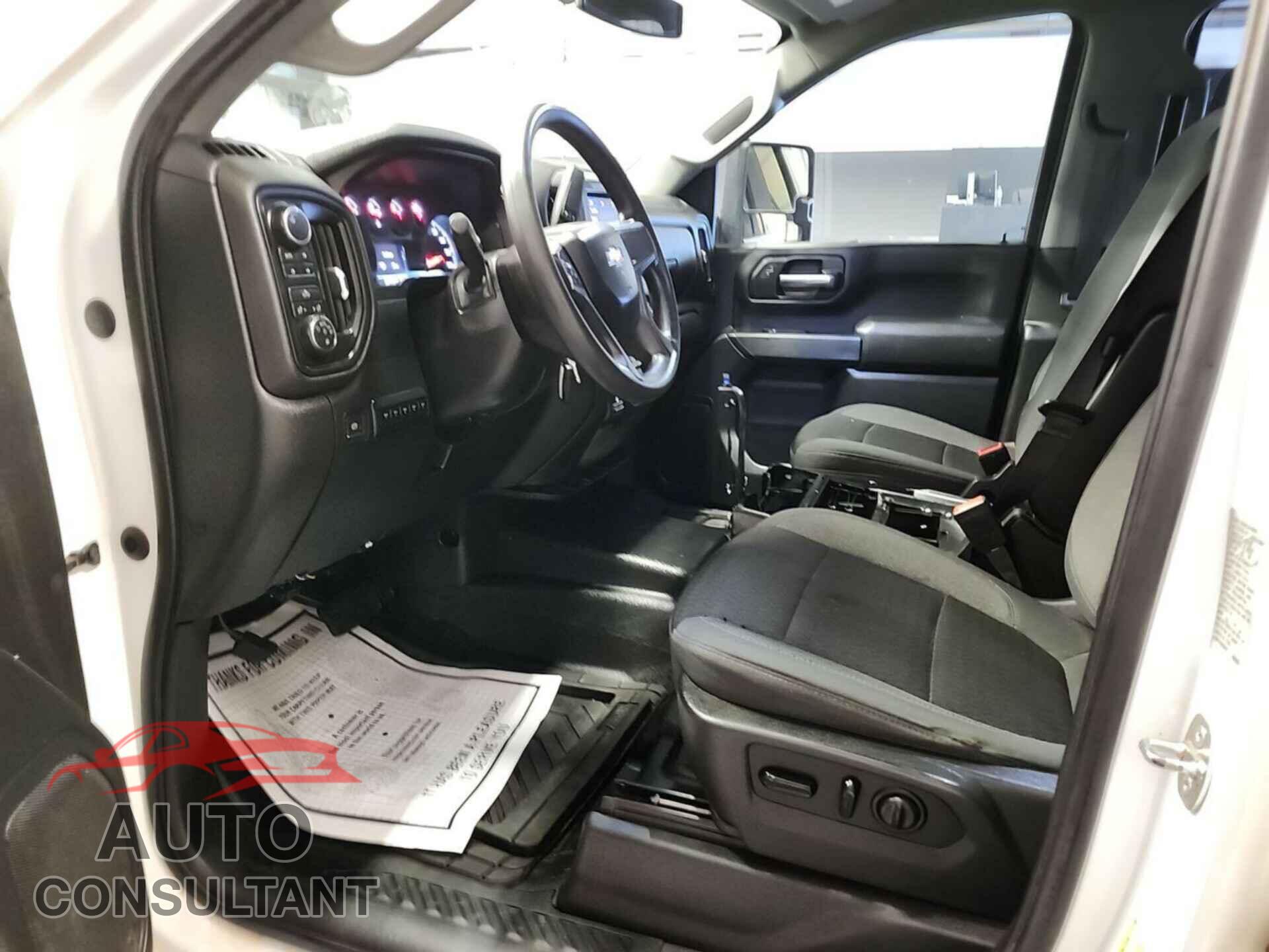 CHEVROLET SILVERADO 2020 - 1GC2YLE76LF191160