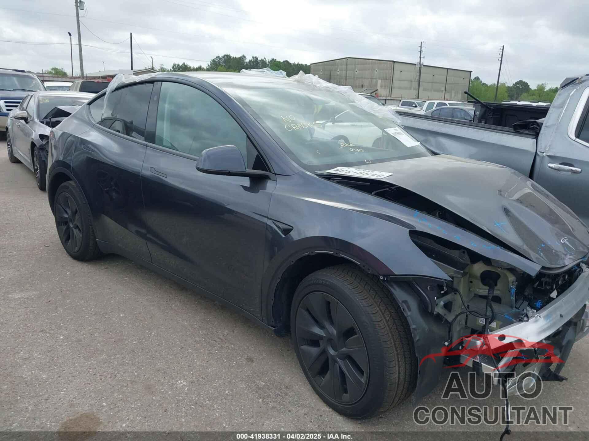 TESLA MODEL Y 2025 - 7SAYGDED6SA357947