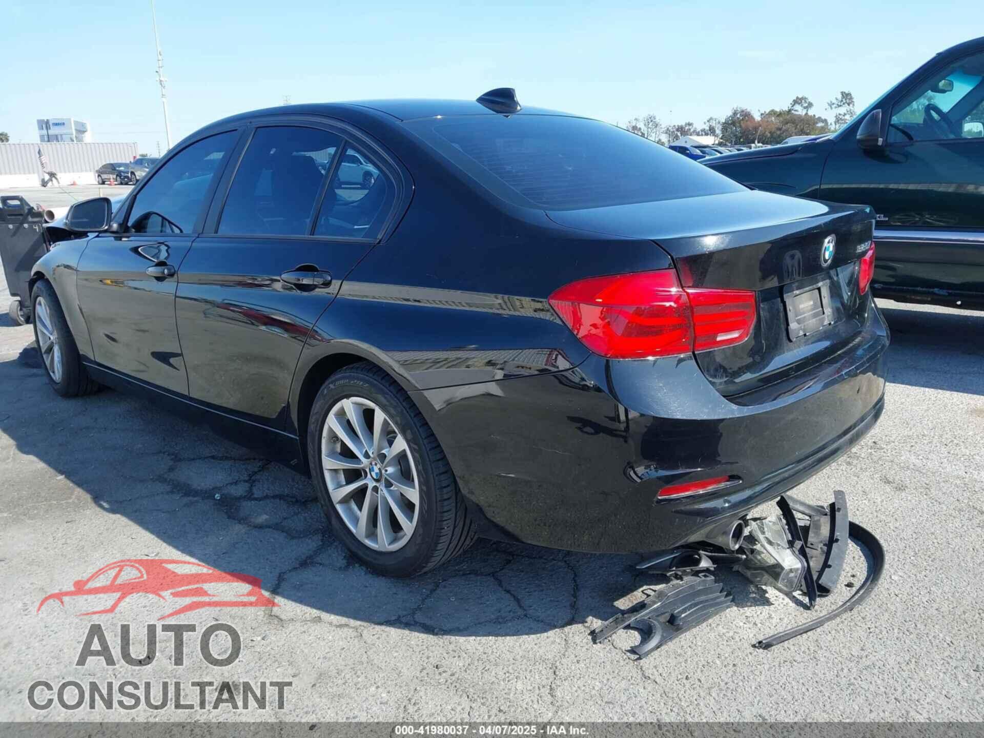 BMW 320I 2017 - WBA8E1G52HNU15294