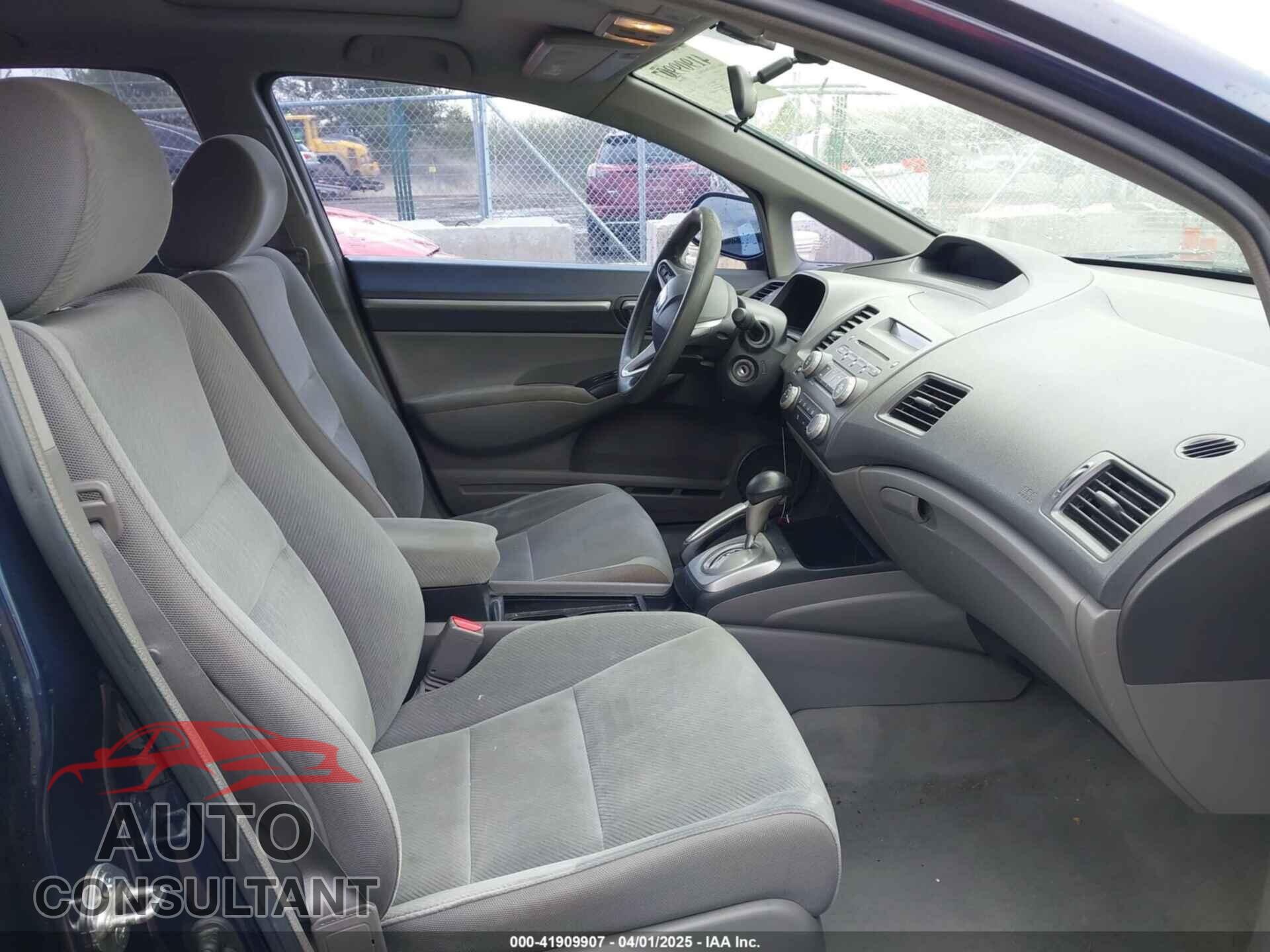 HONDA CIVIC 2009 - 19XFA16879E016792