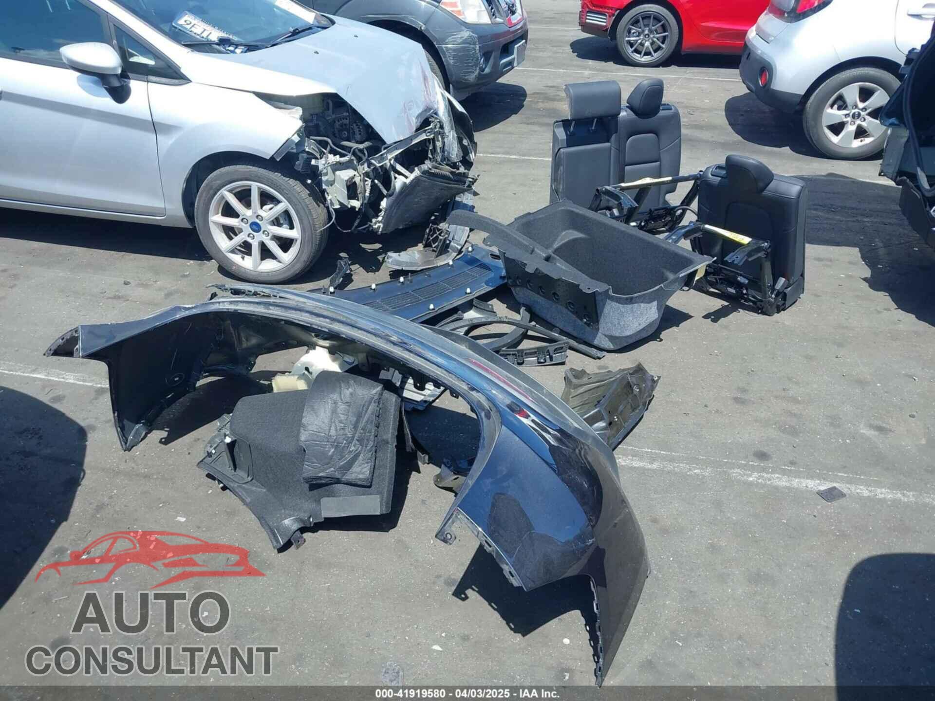 TESLA MODEL Y 2024 - 7SAYGDEE6RF127475