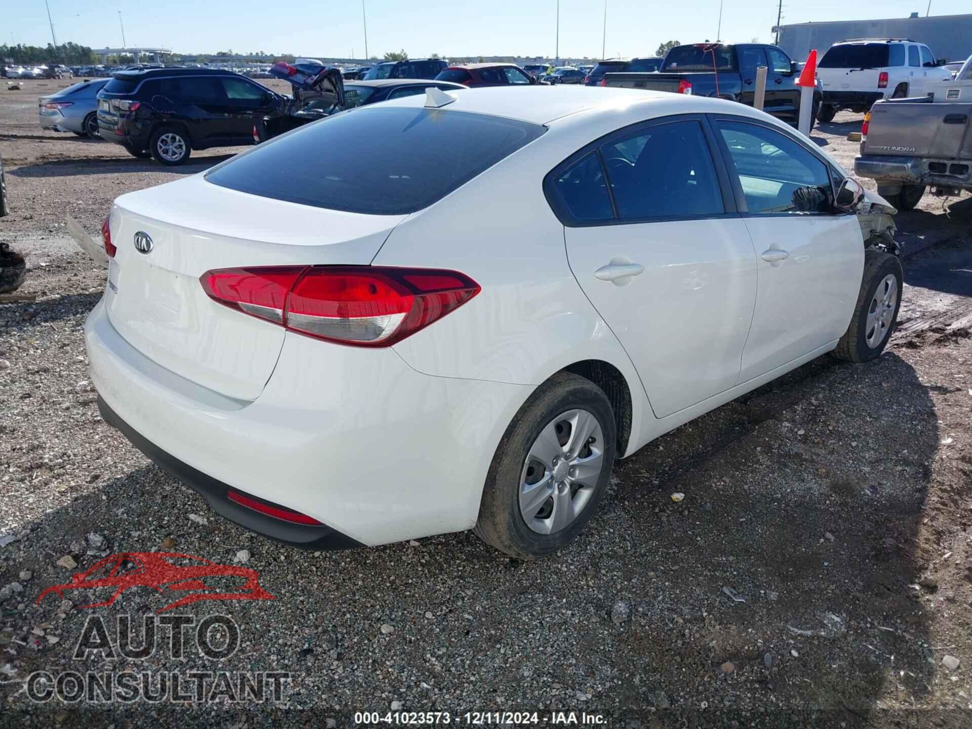 KIA FORTE 2017 - 3KPFK4A75HE062309