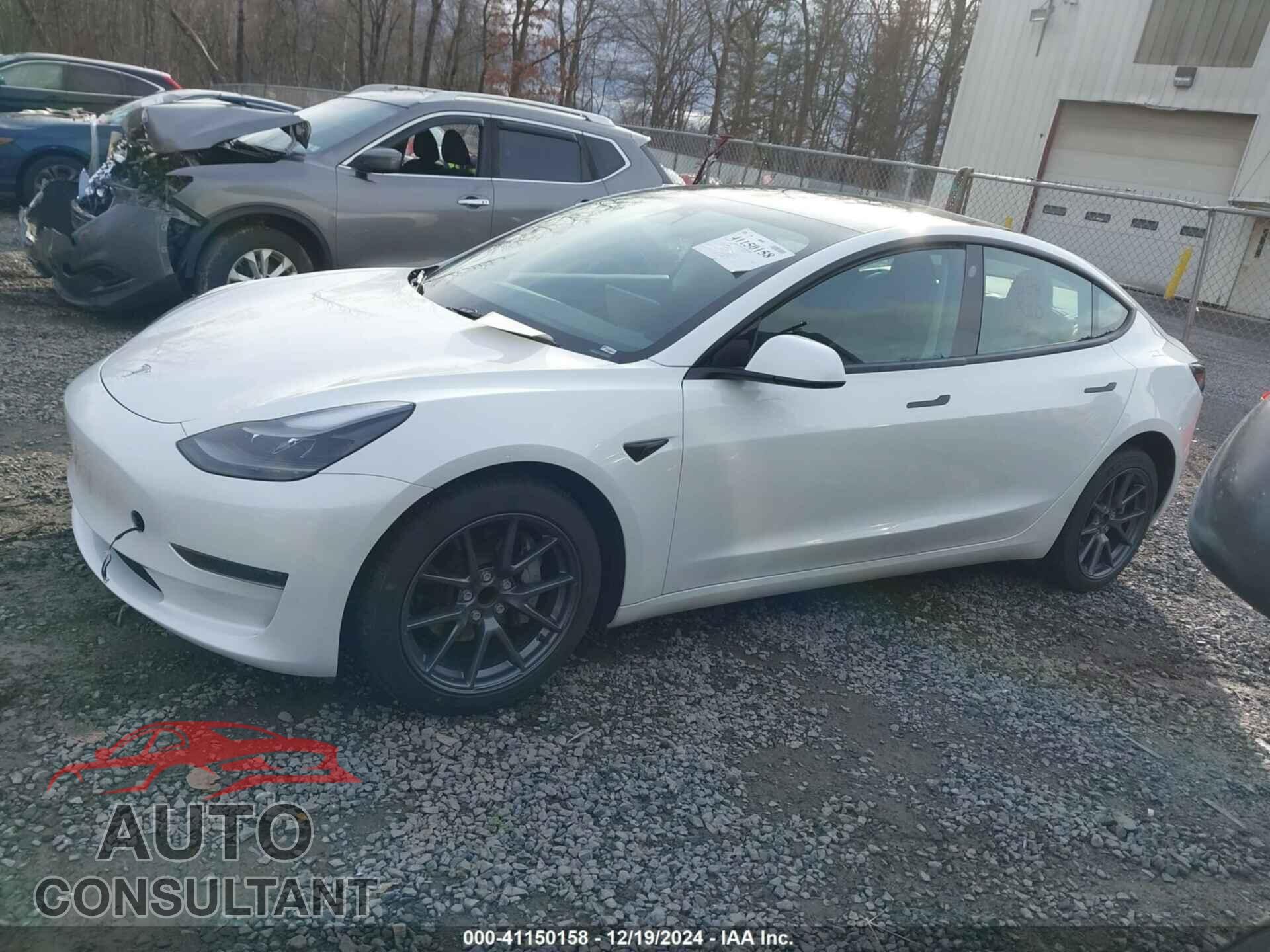 TESLA MODEL 3 2023 - 5YJ3E1EAXPF543227